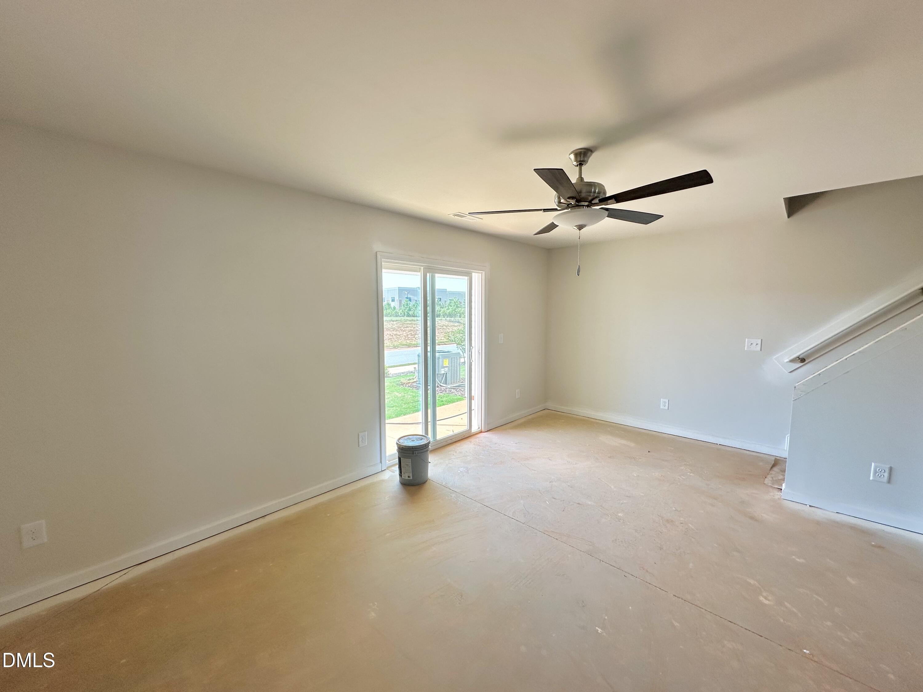 1027 Peony Lane