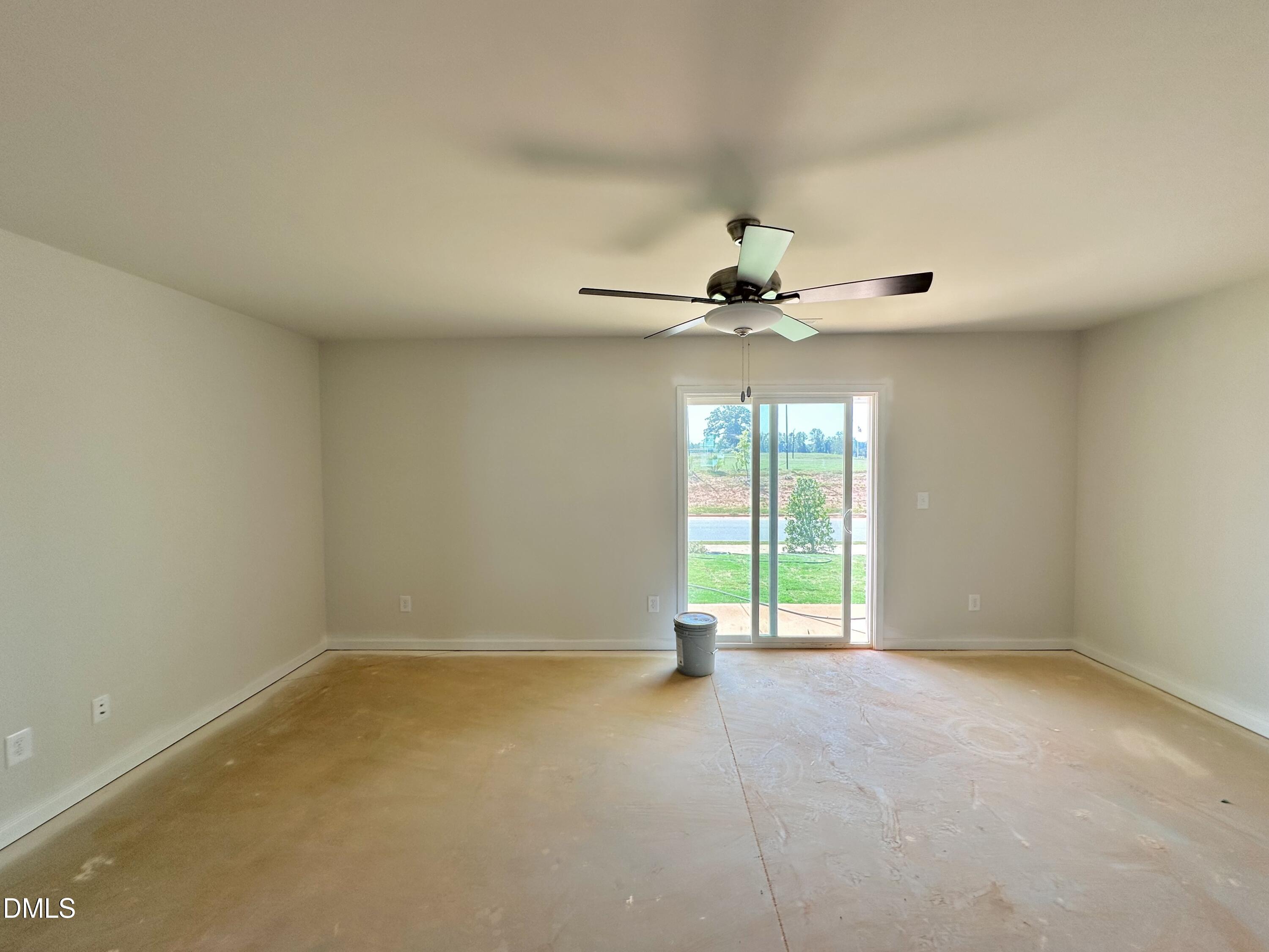 1027 Peony Lane