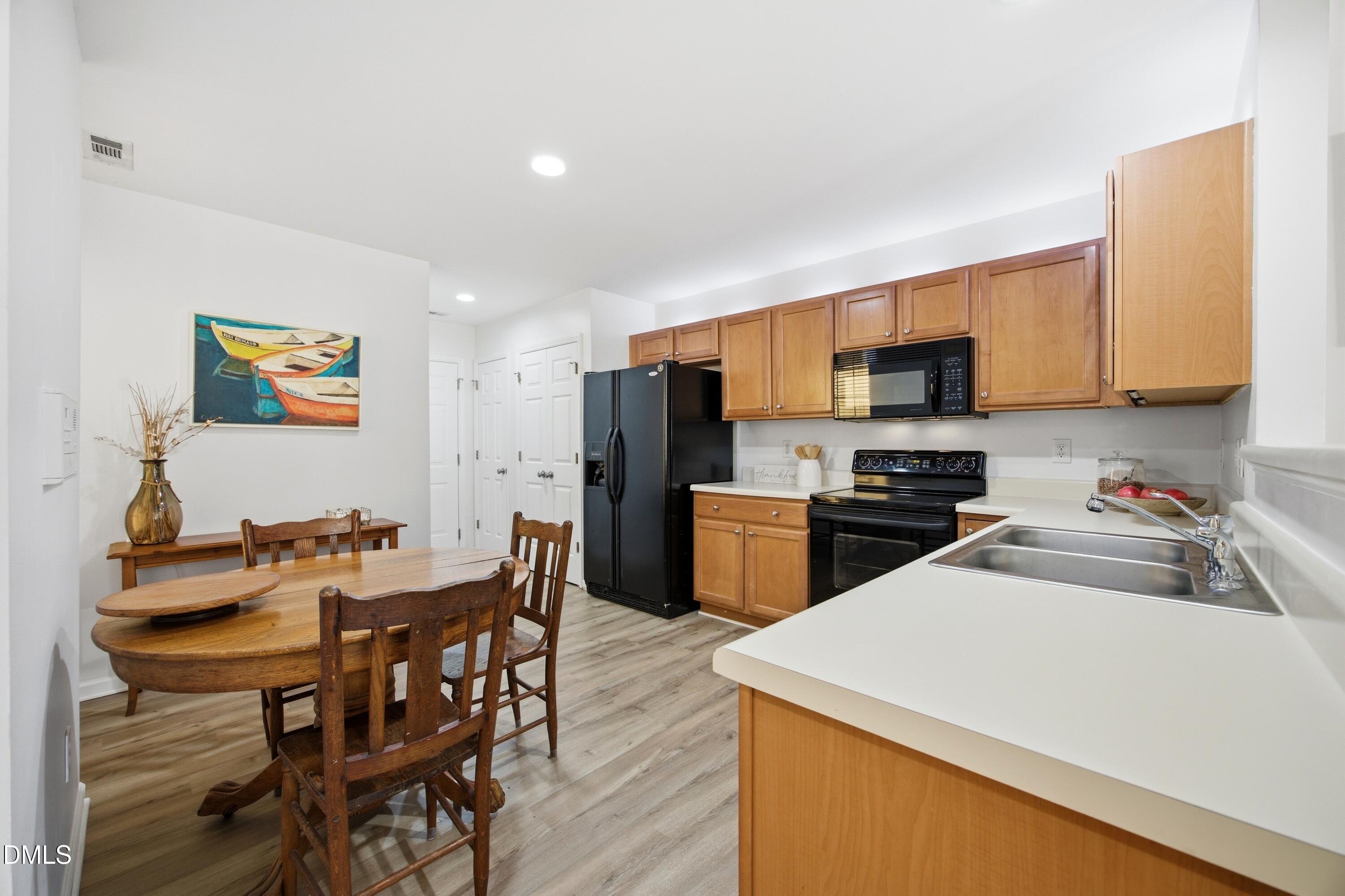 2604 Vega Court
