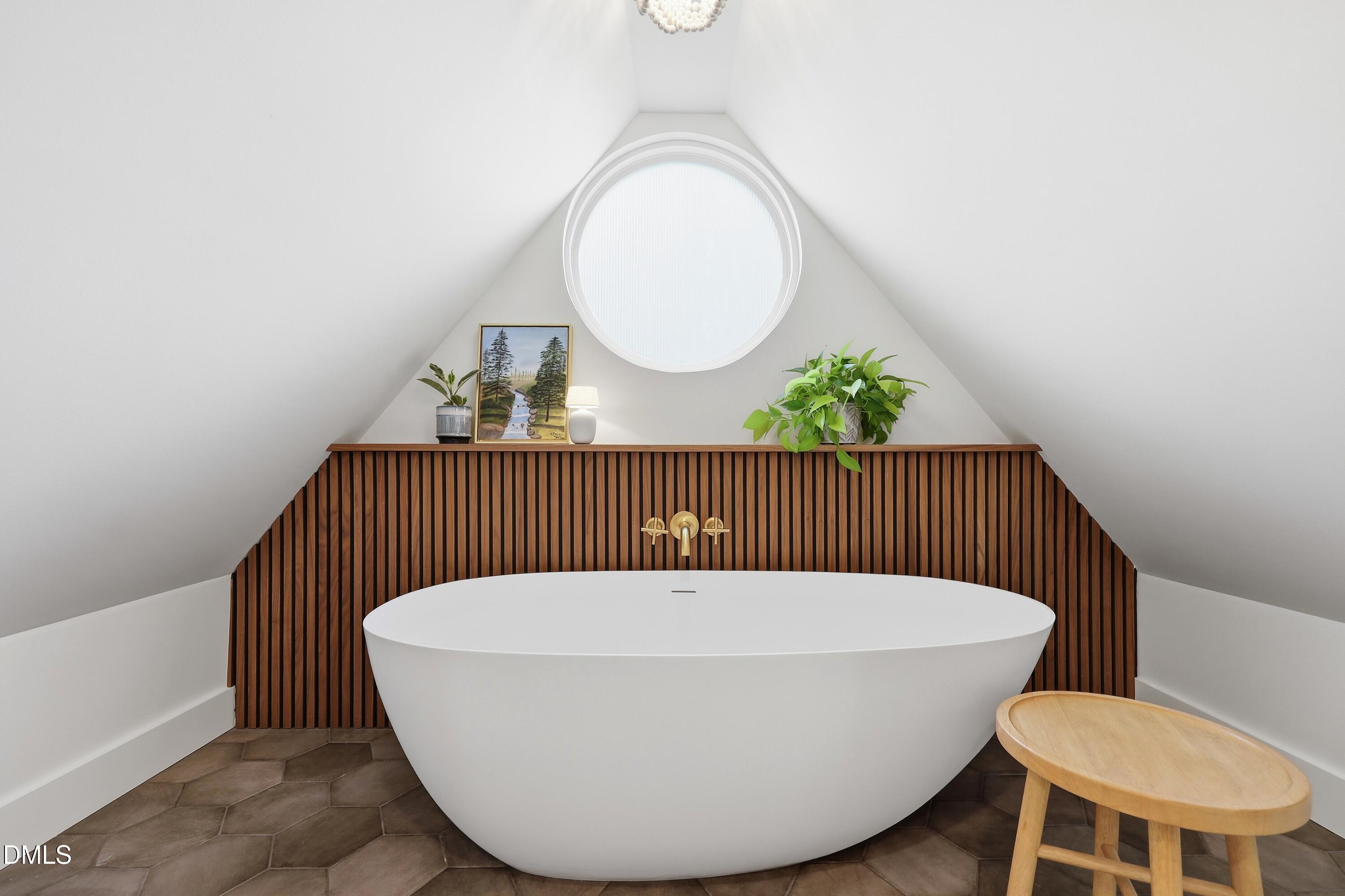 1004 Lantern Light Court