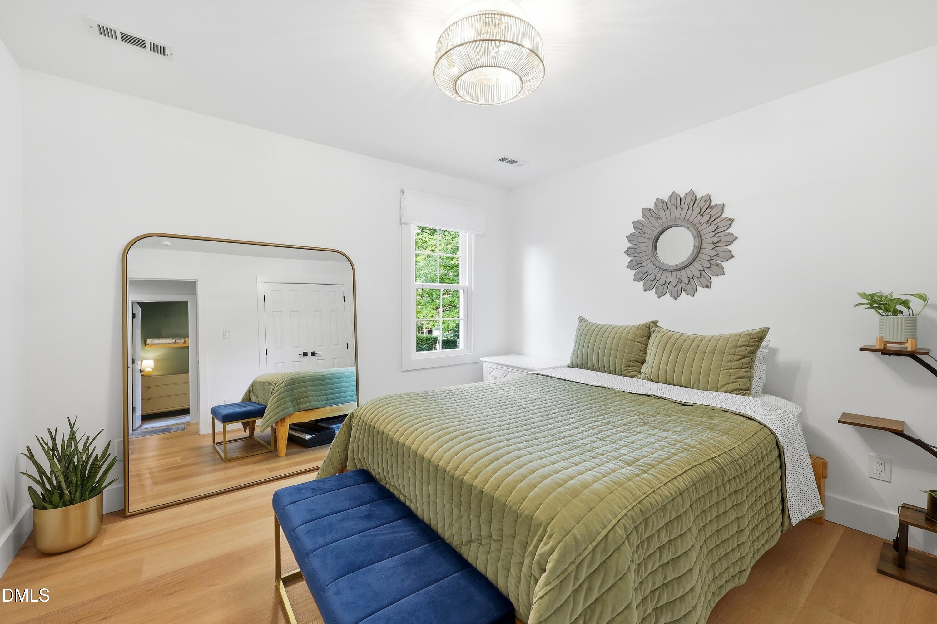 1004 Lantern Light Court