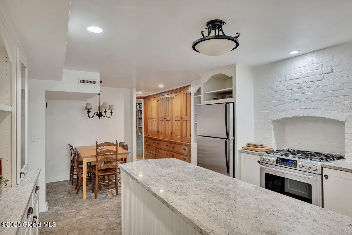 49A Dove Street