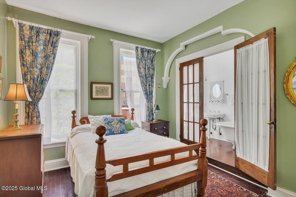 49A Dove Street