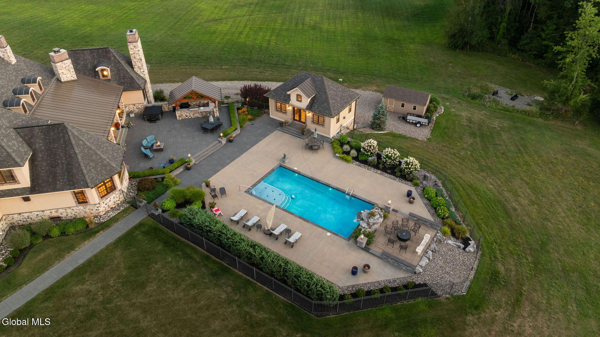 65 Brown Road