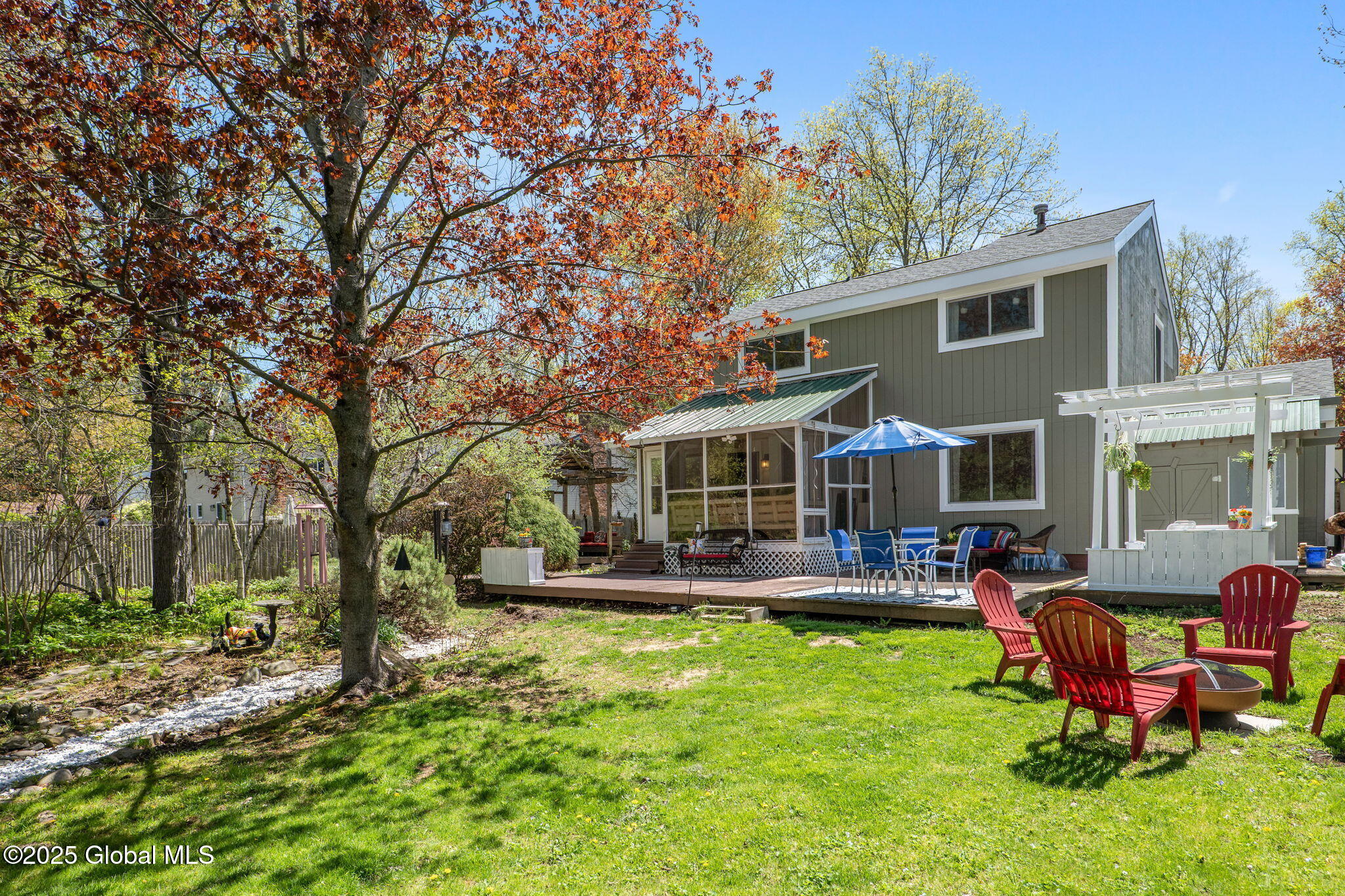 28 Carolanne Drive
