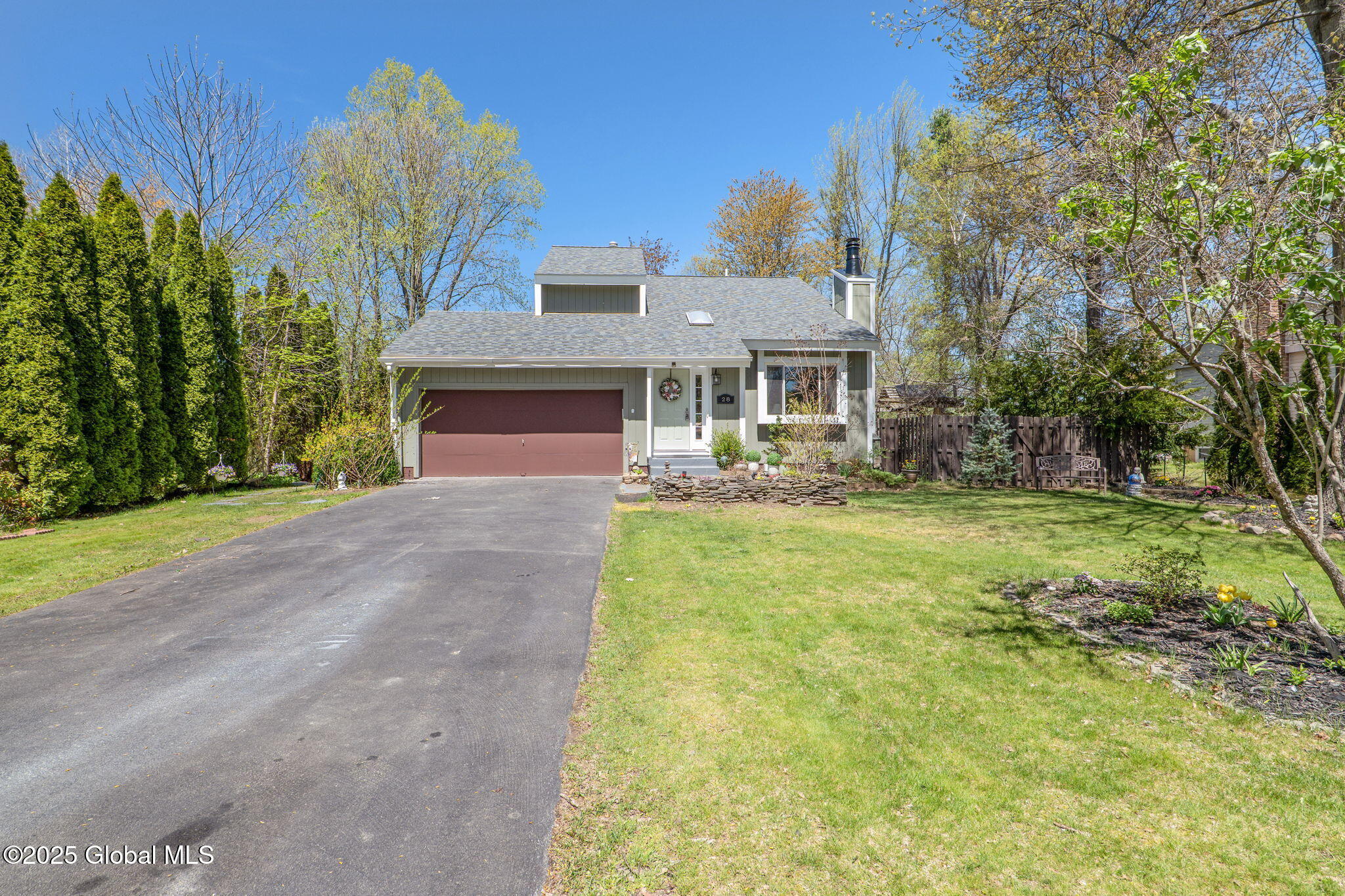 28 Carolanne Drive