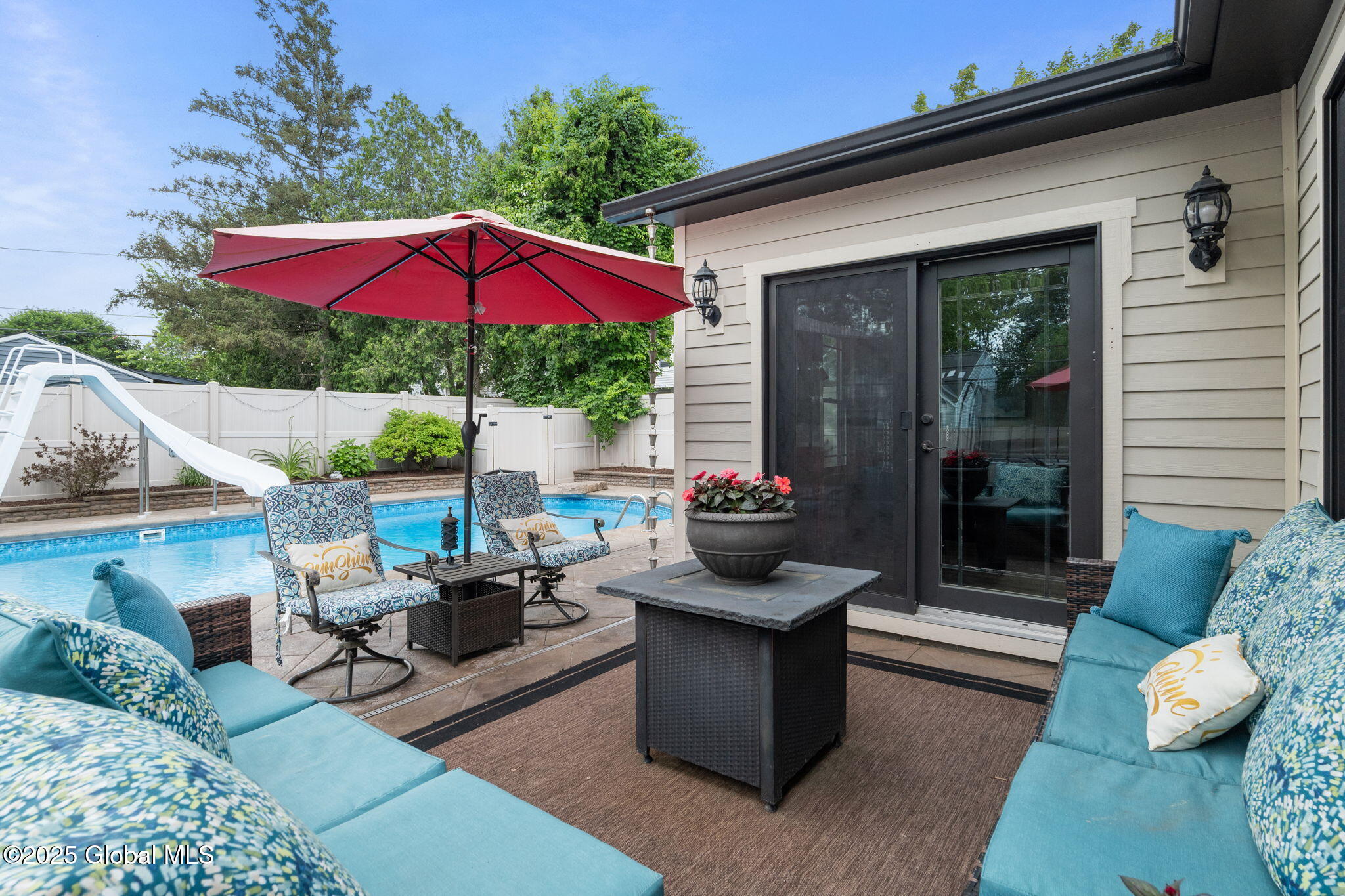 195 W Circular Street, Saratoga Springs