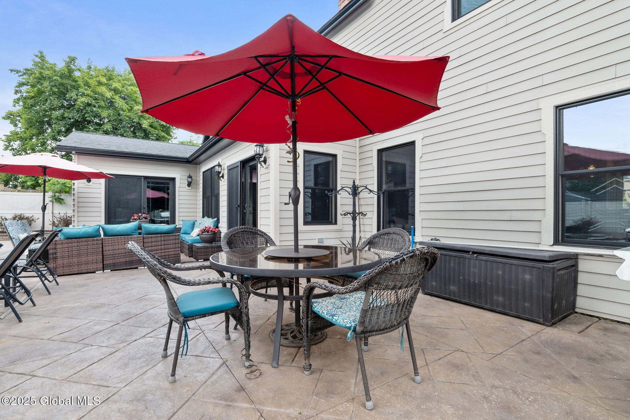 195 W Circular Street, Saratoga Springs