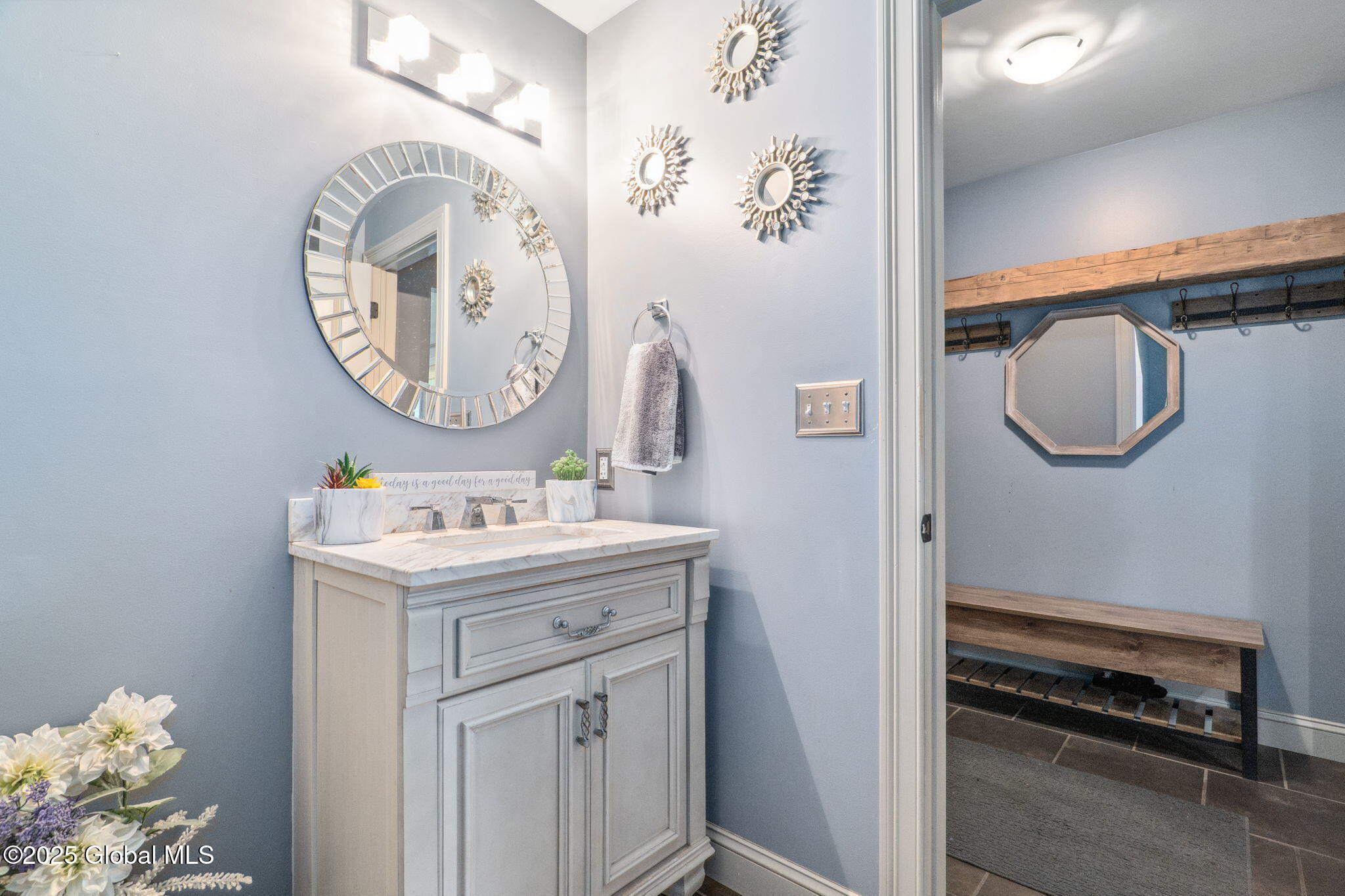 195 W Circular Street, Saratoga Springs