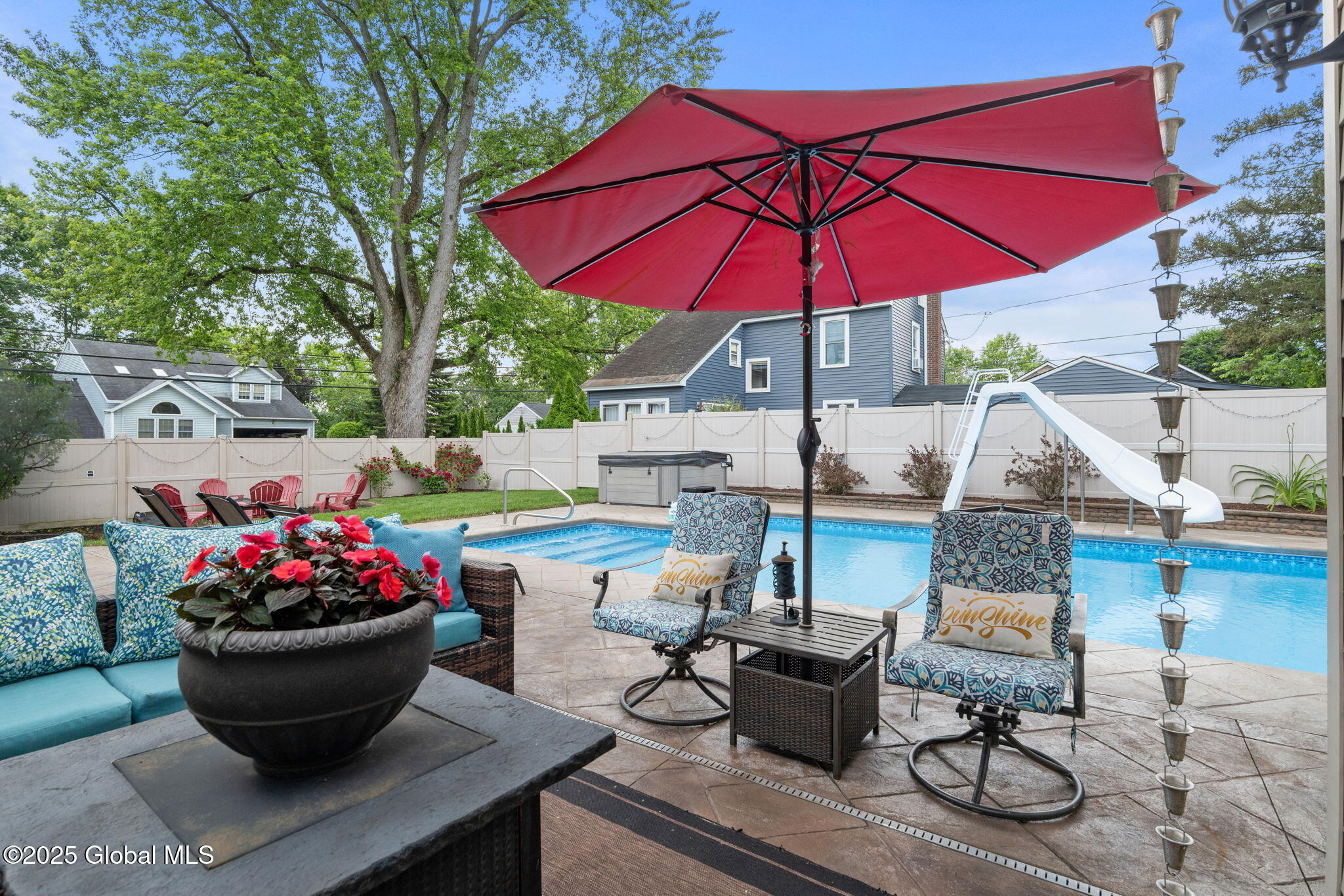 195 W Circular Street, Saratoga Springs