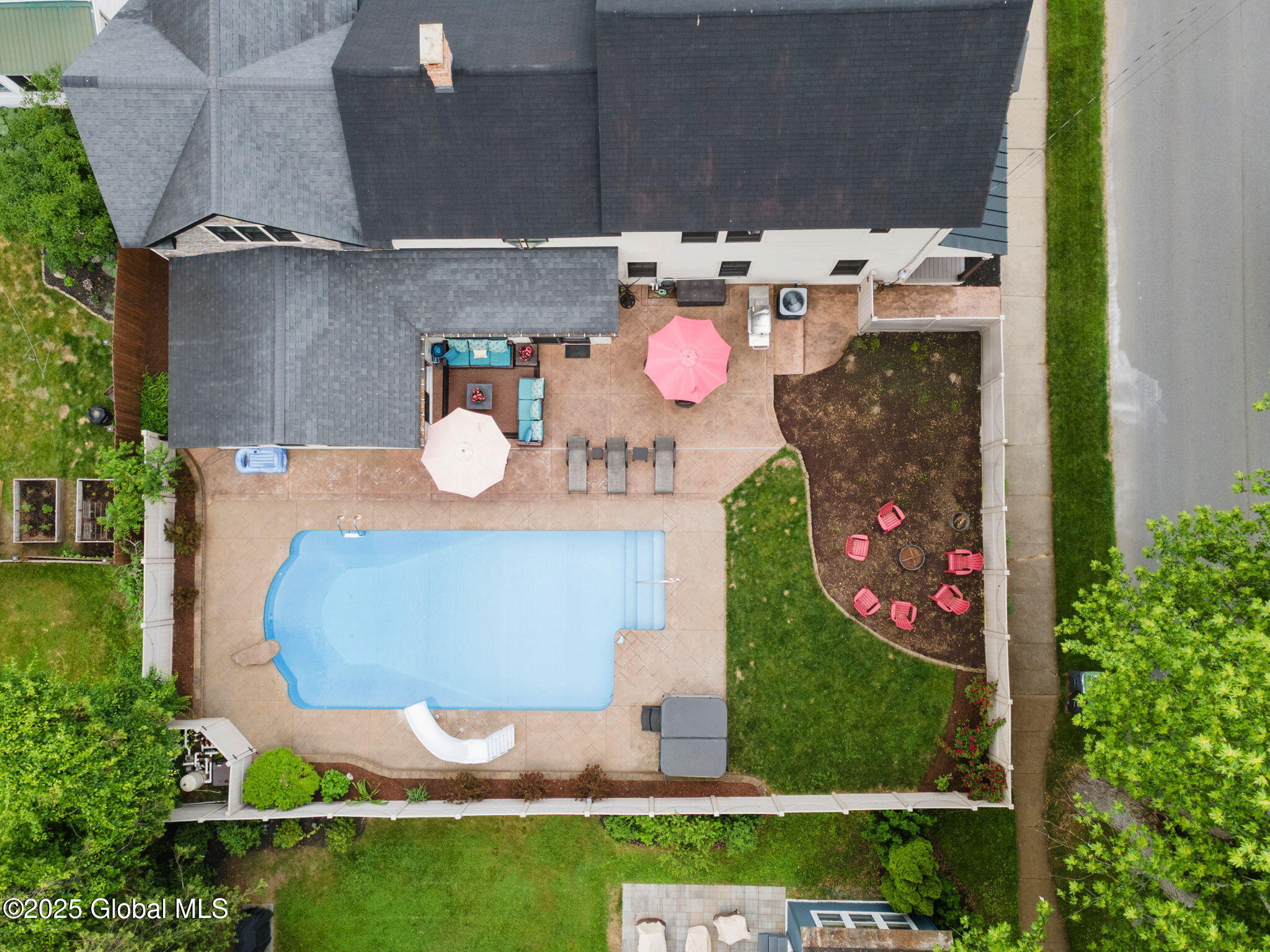 195 W Circular Street, Saratoga Springs