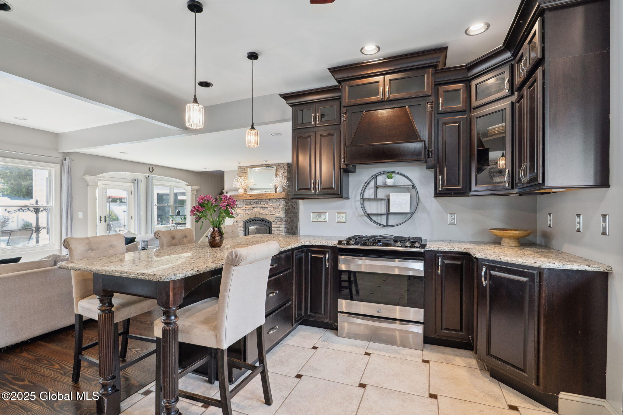 195 W Circular Street, Saratoga Springs