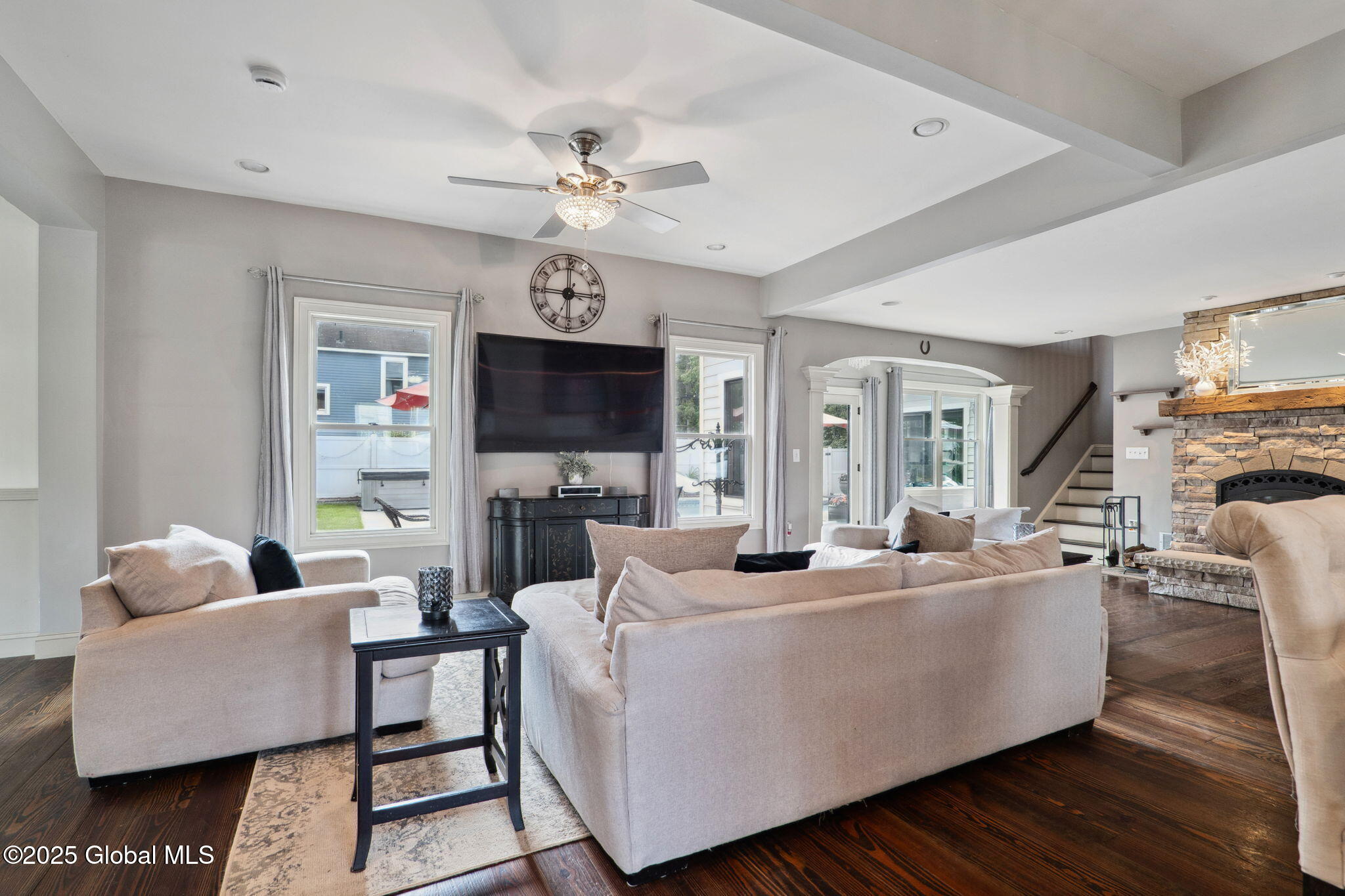 195 W Circular Street, Saratoga Springs