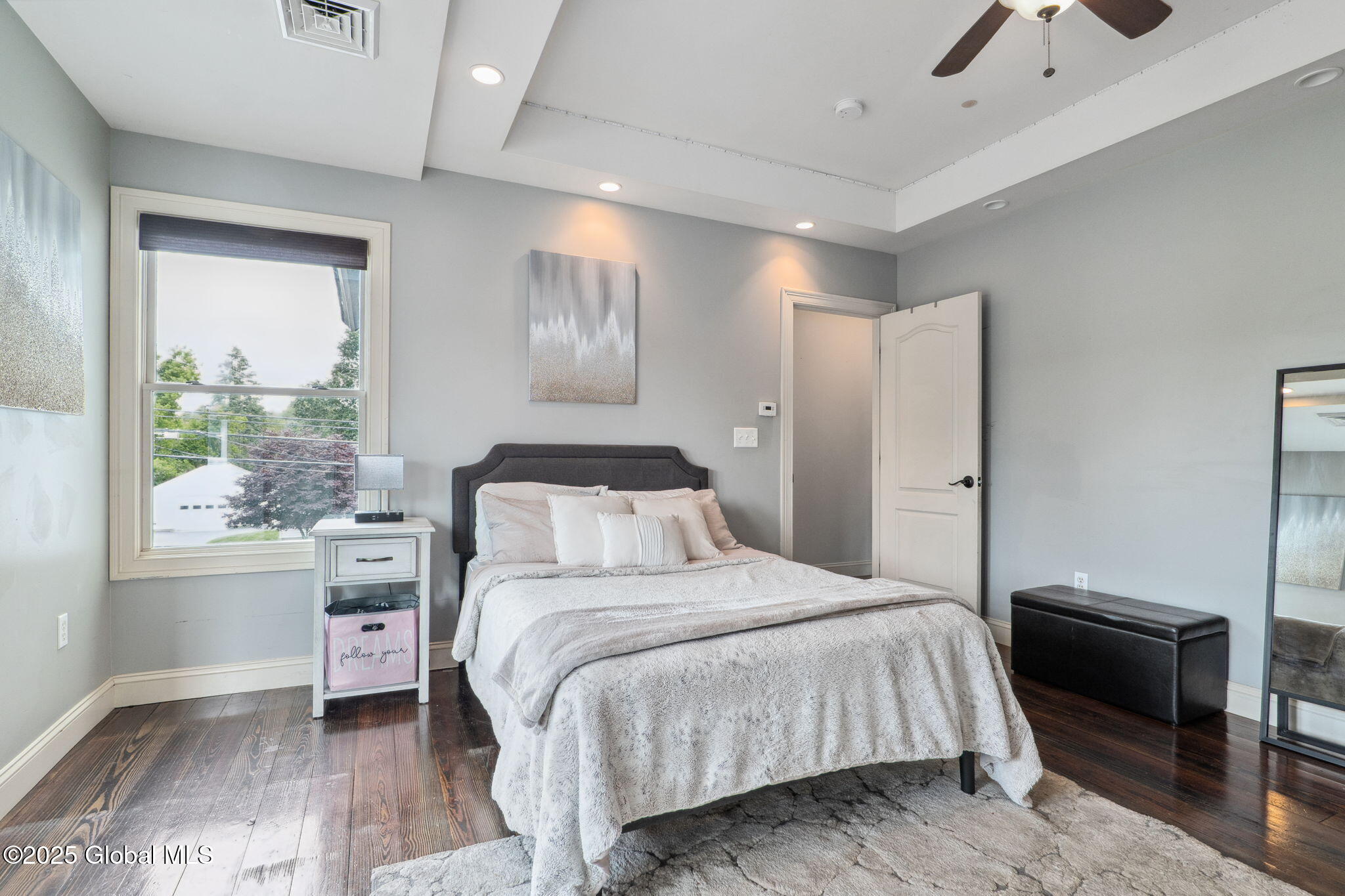 195 W Circular Street, Saratoga Springs