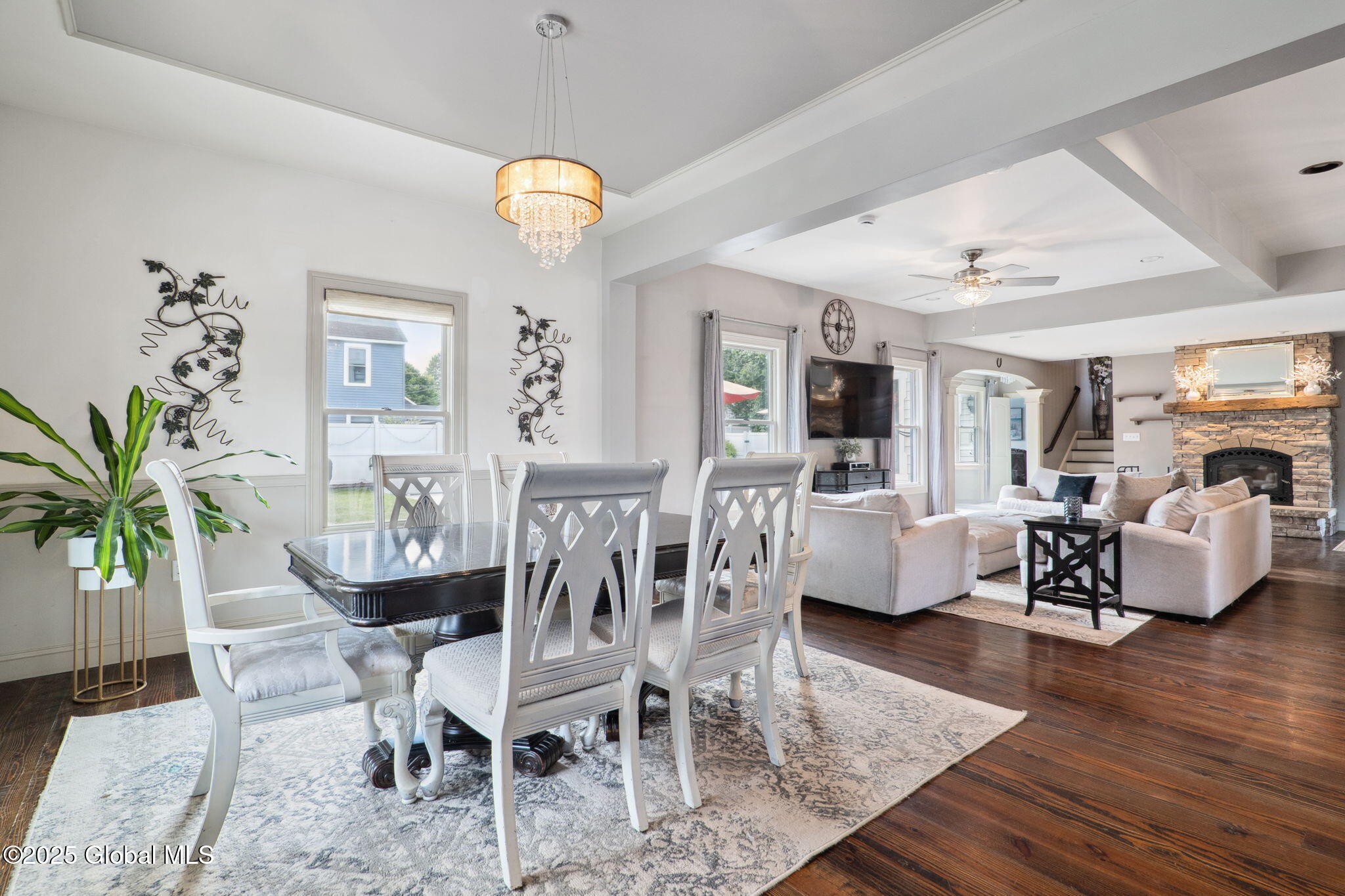 195 W Circular Street, Saratoga Springs