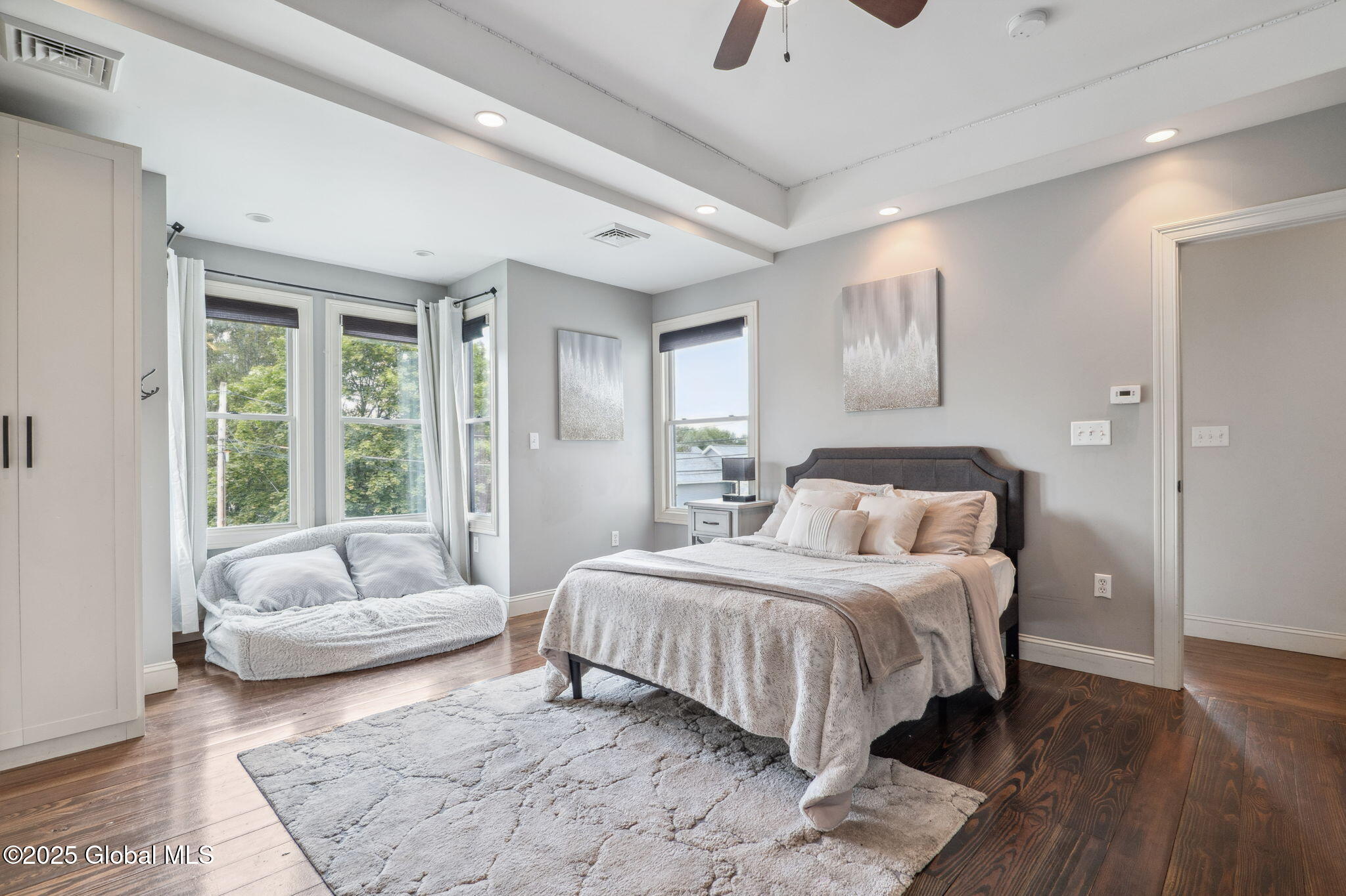 195 W Circular Street, Saratoga Springs