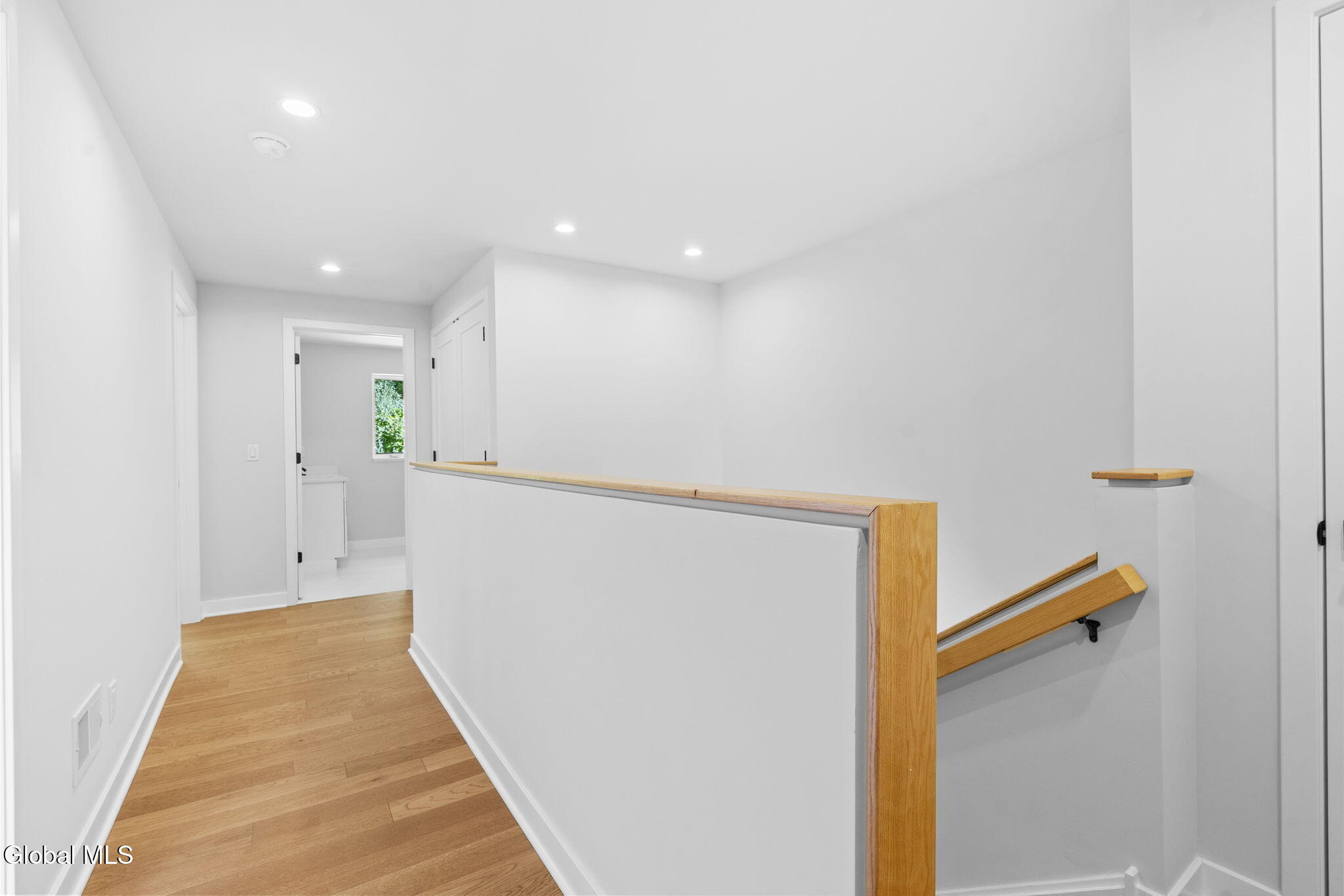 13 Footpath Way