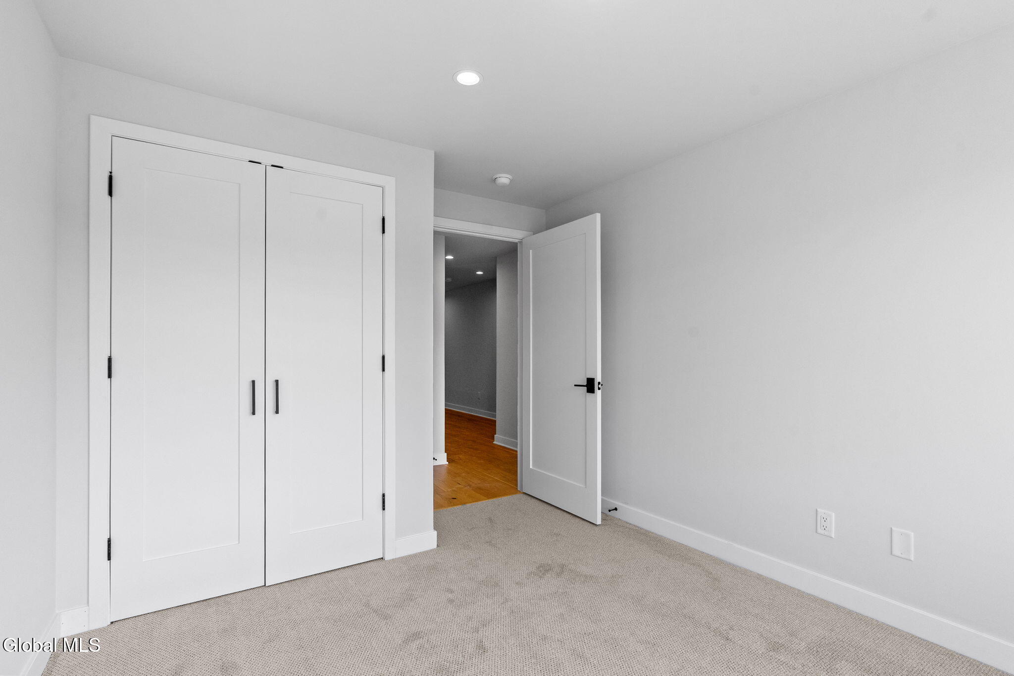 14 Footpath Way