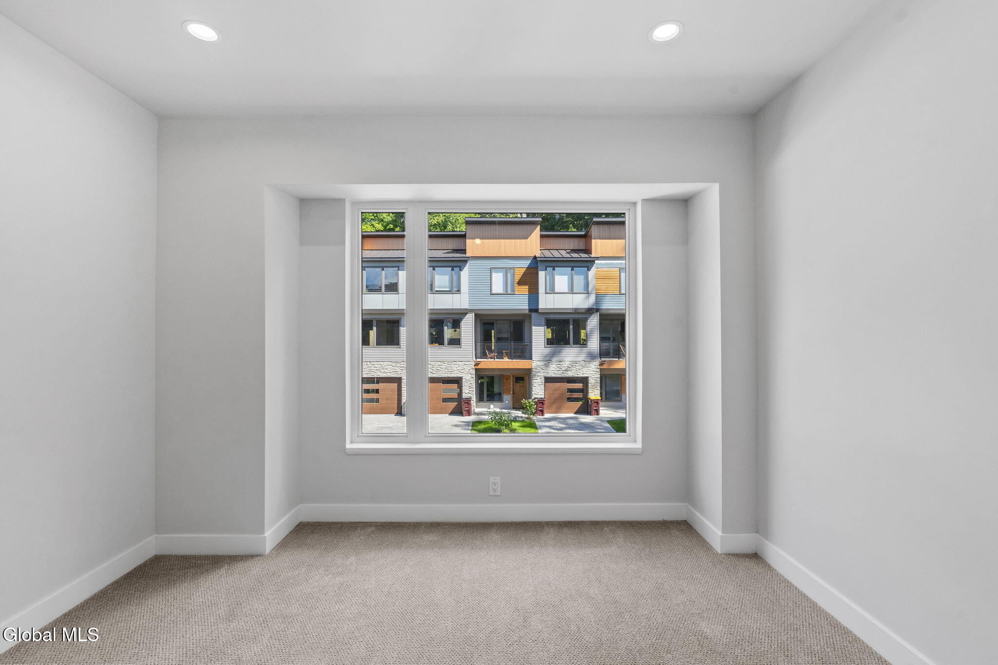 14 Footpath Way
