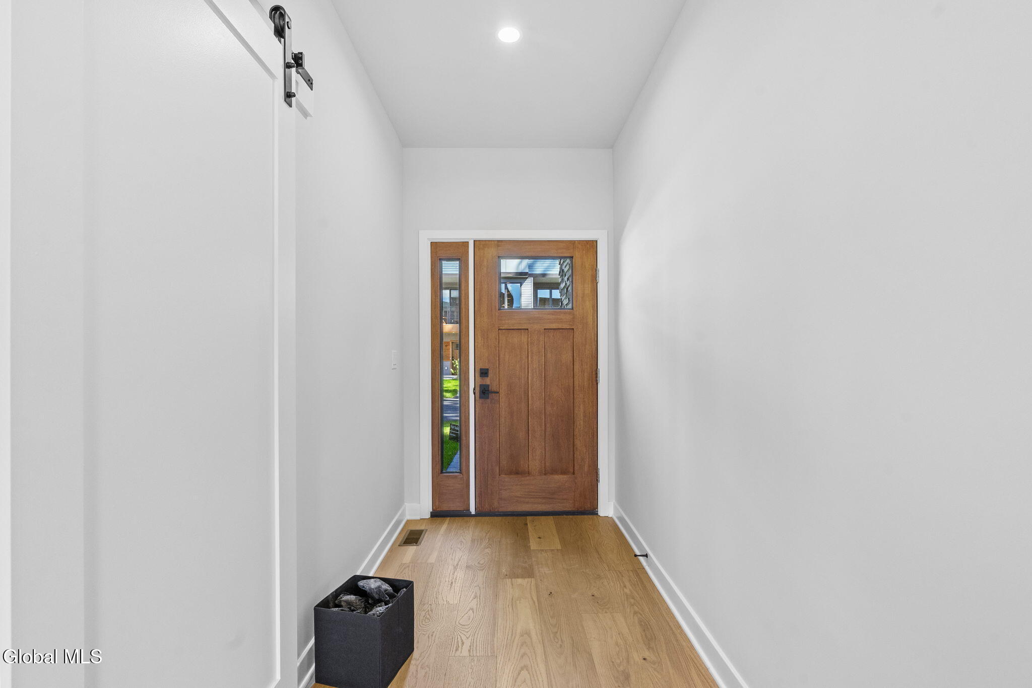16 Footpath Way