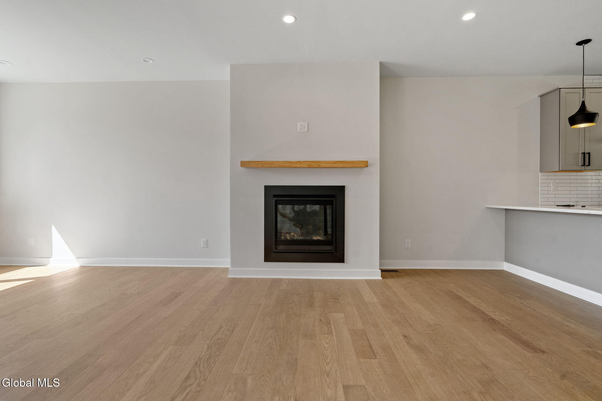 18 Footpath Way