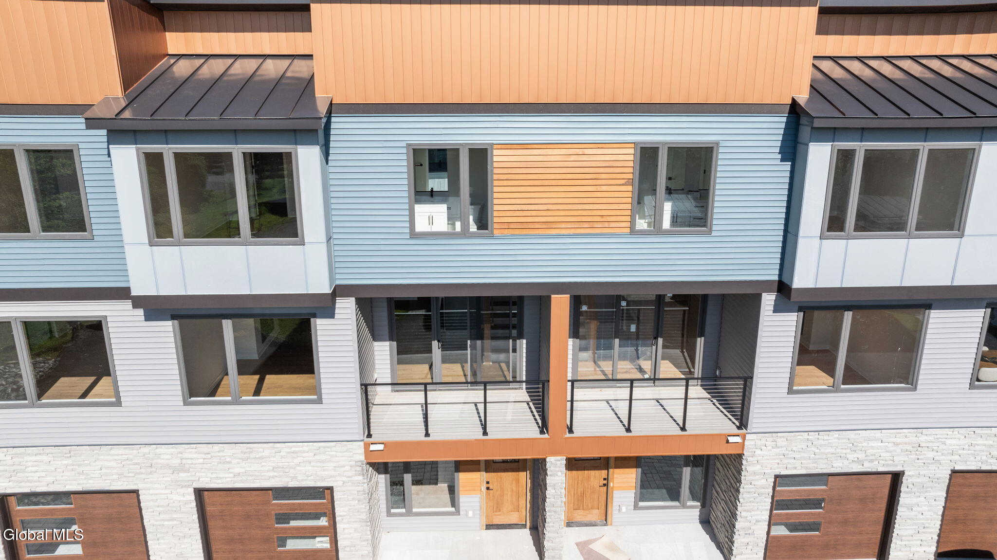 18 Footpath Way