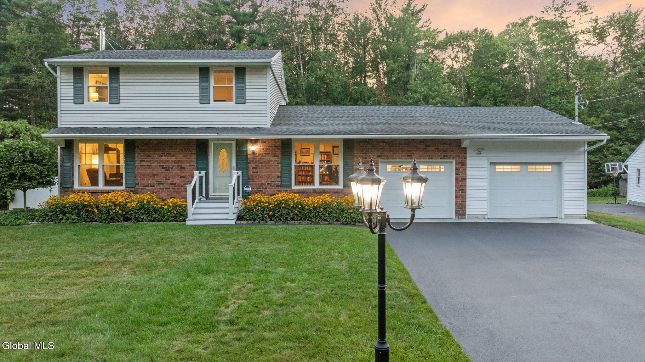 14 Linden Court