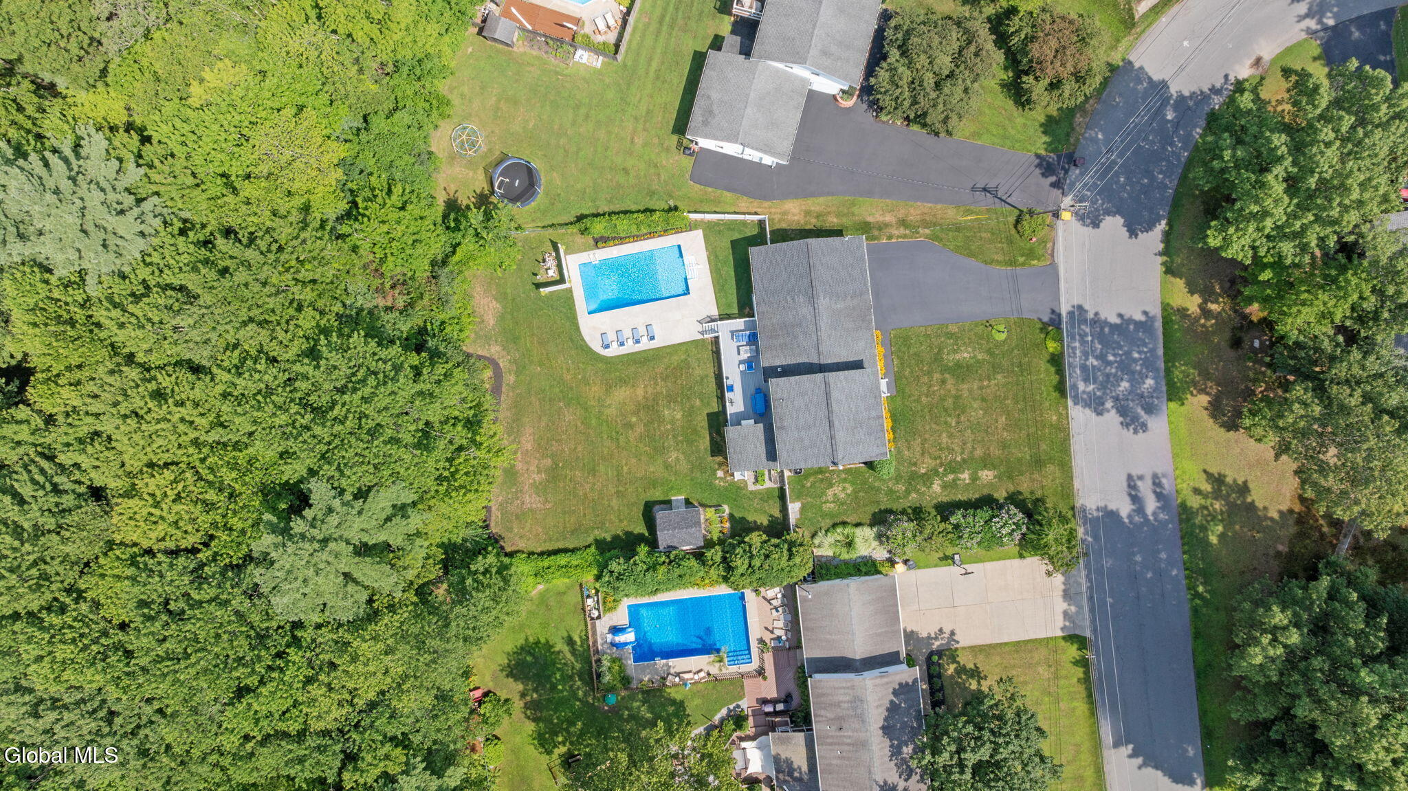 14 Linden Court