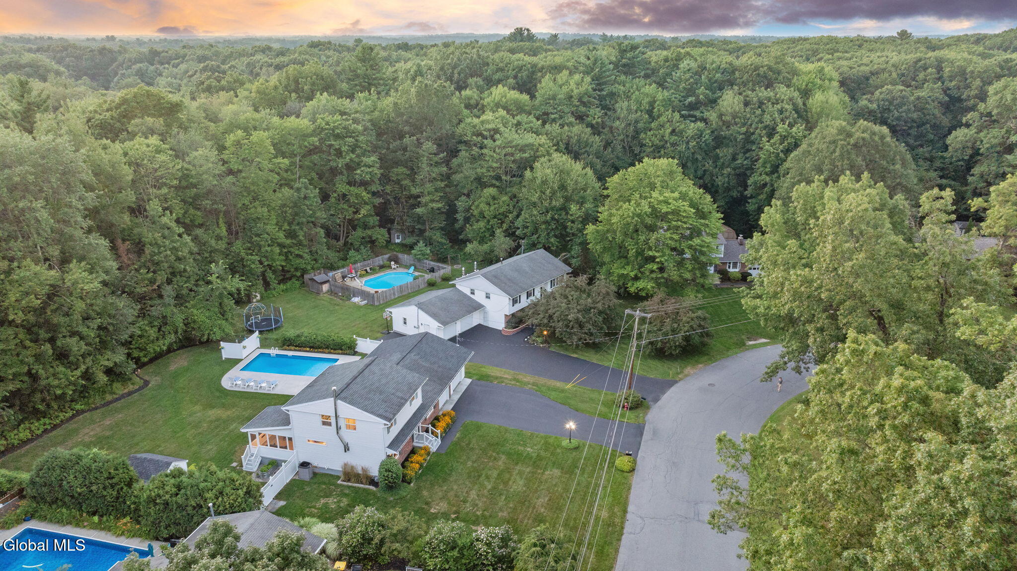 14 Linden Court