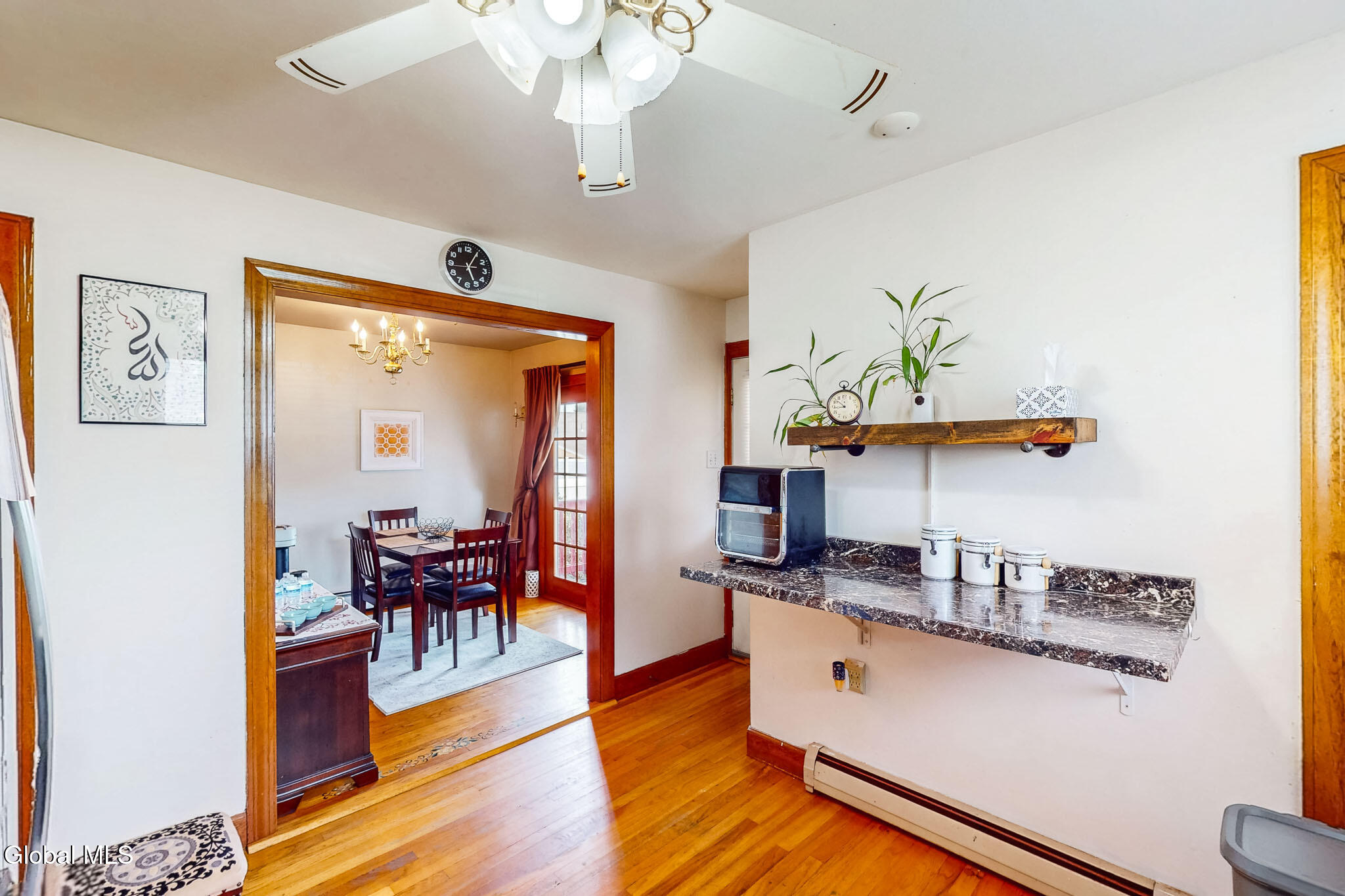 1141 Vinewood Avenue