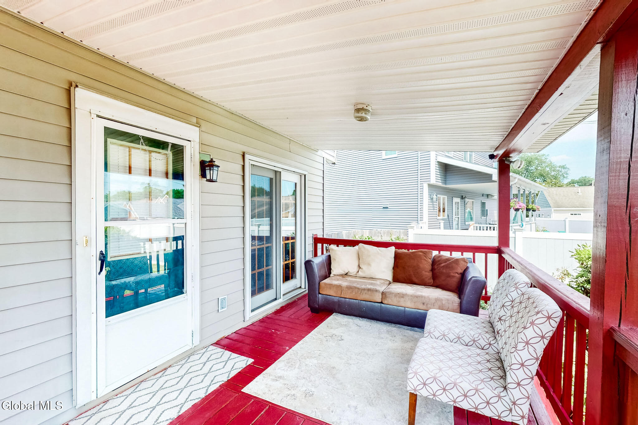 1141 Vinewood Avenue