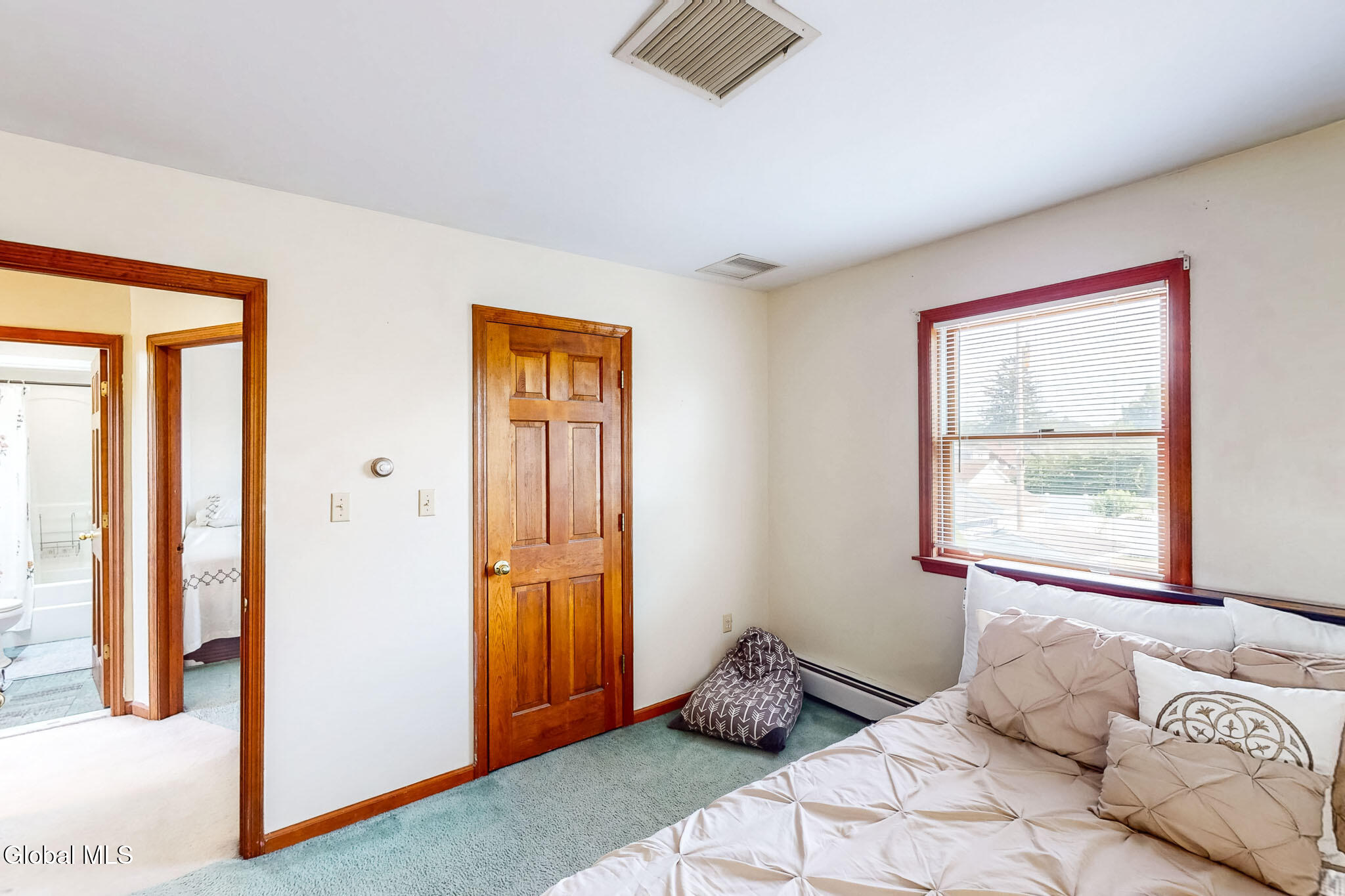 1141 Vinewood Avenue