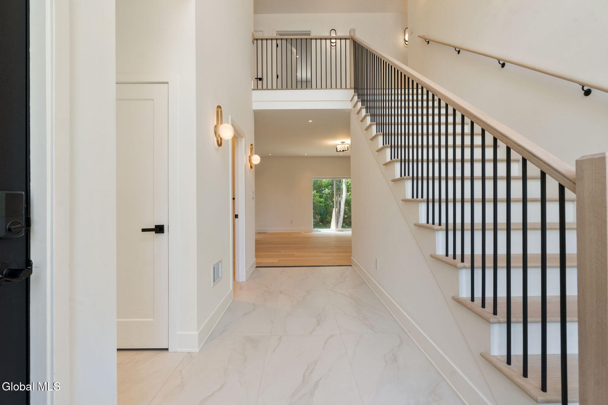 1 Aspen Circle