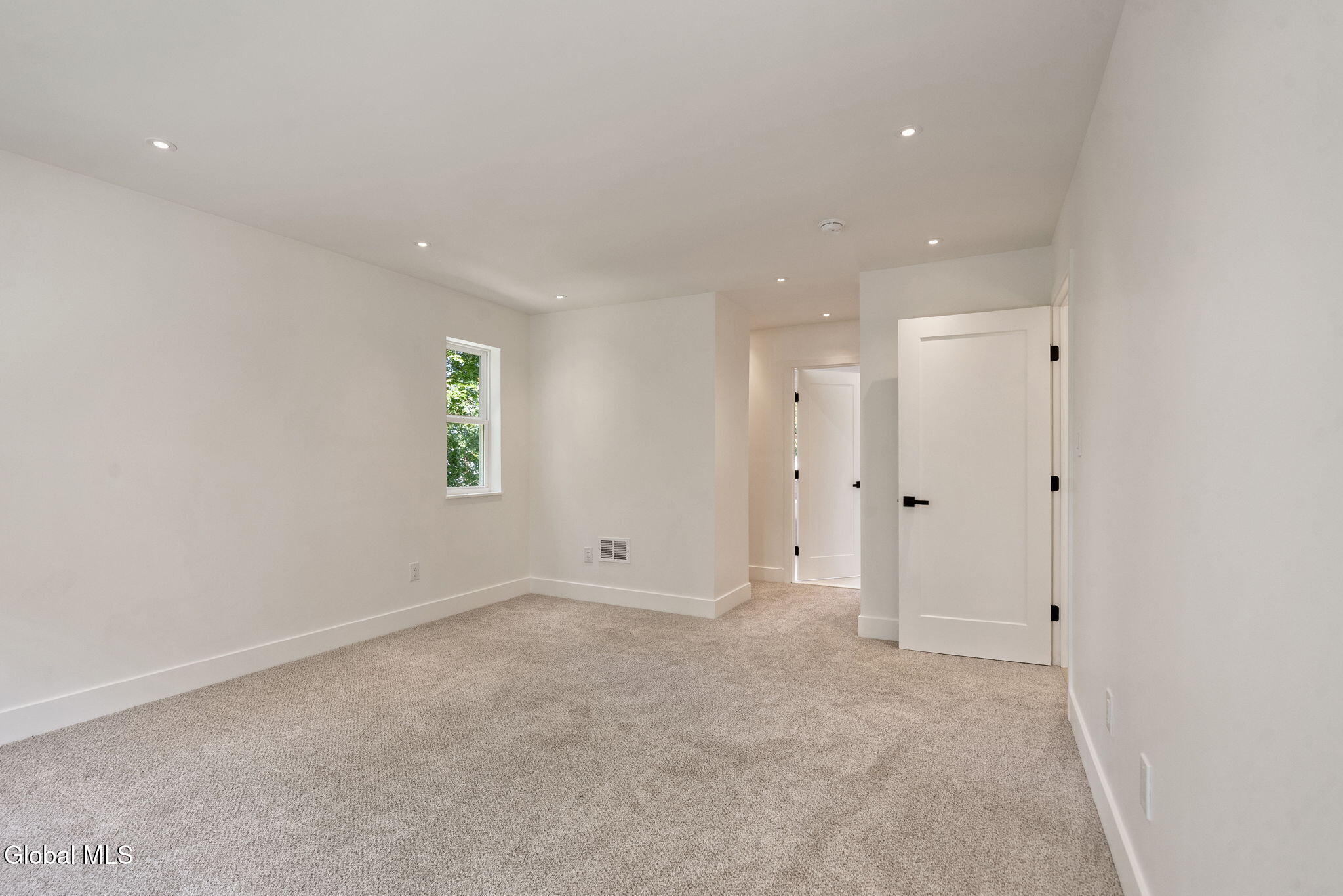 1 Aspen Circle