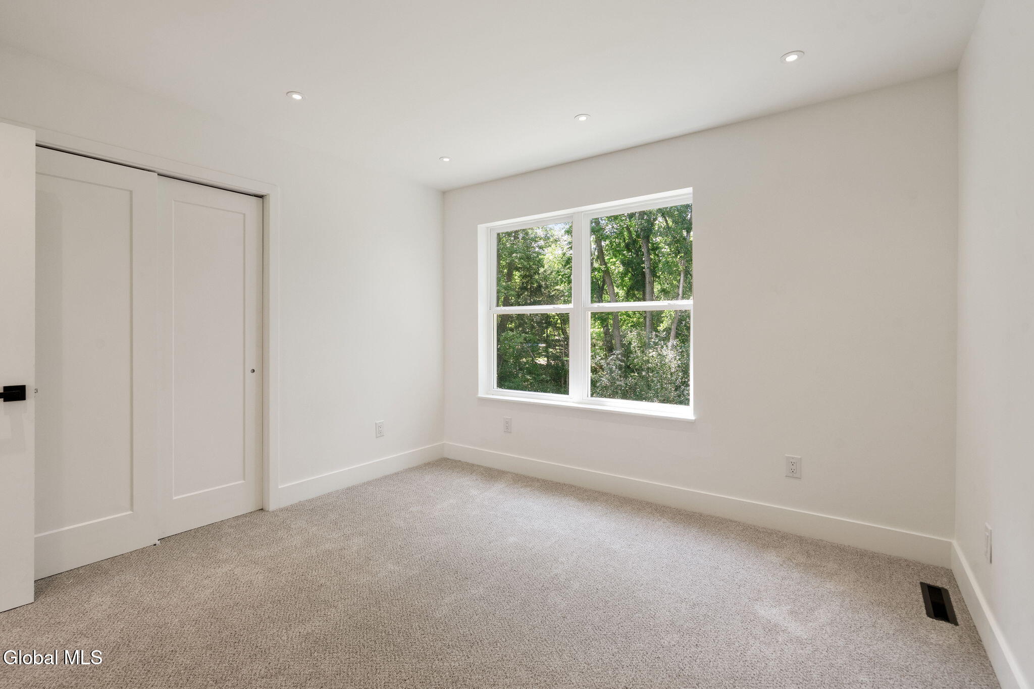 1 Aspen Circle