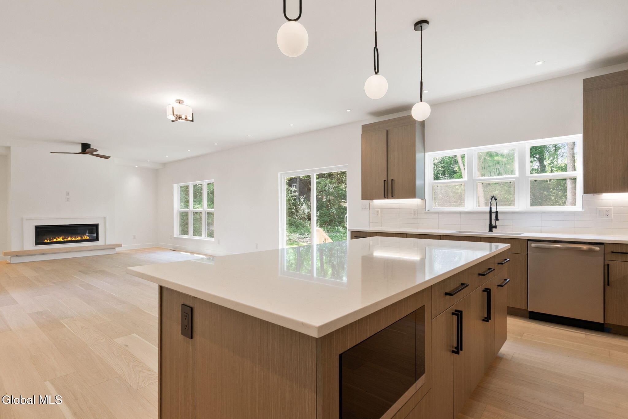 1 Aspen Circle