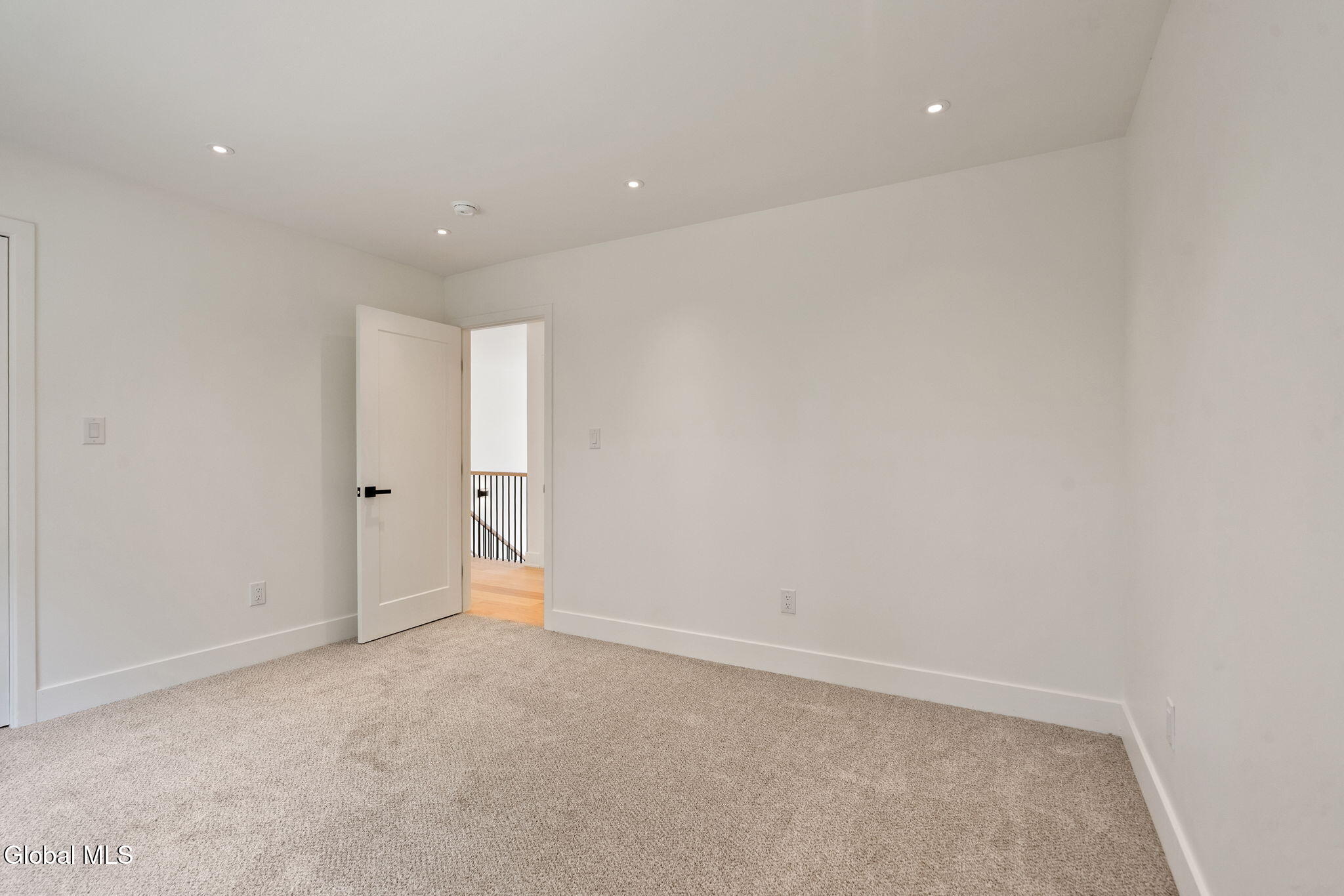 1 Aspen Circle