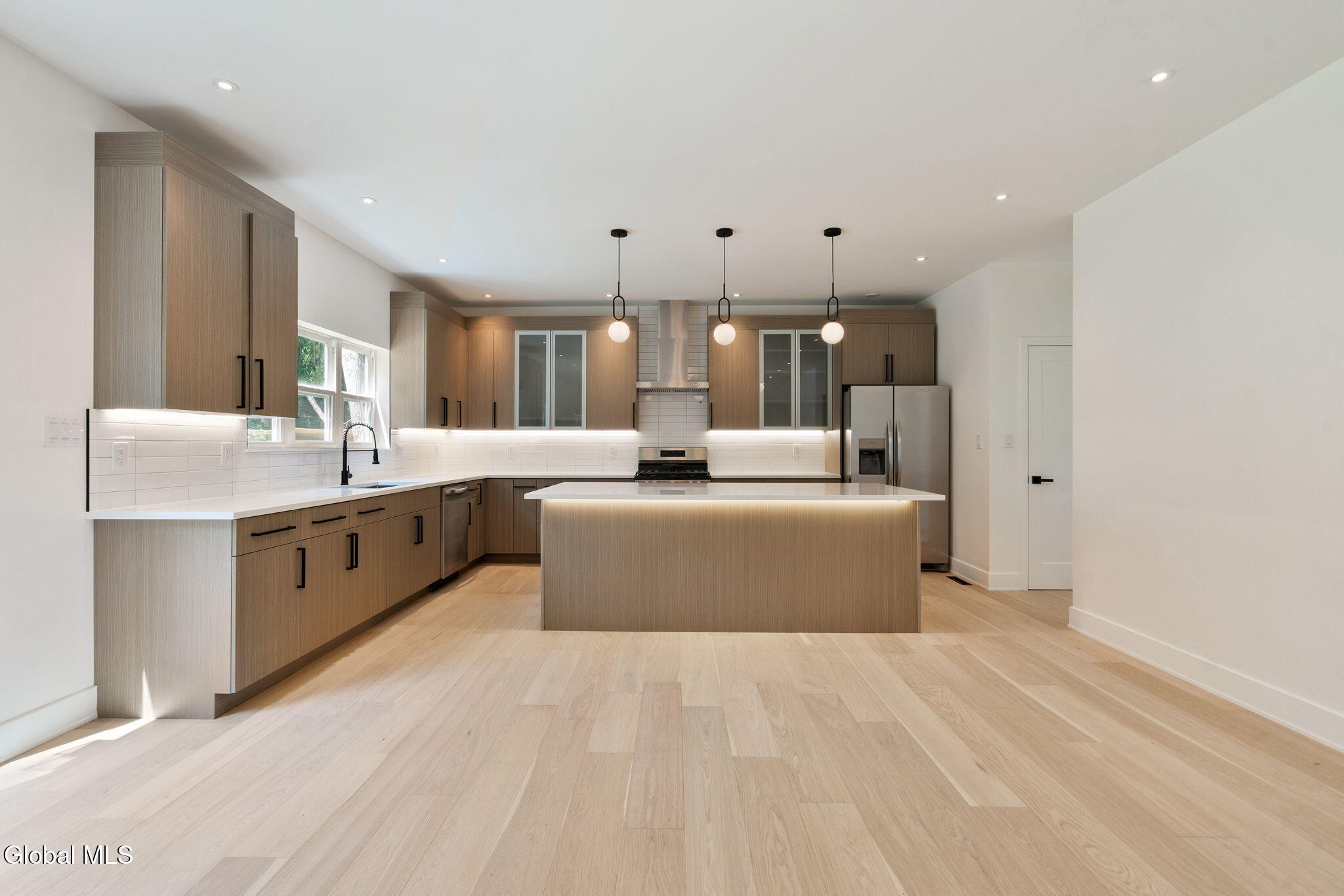 1 Aspen Circle