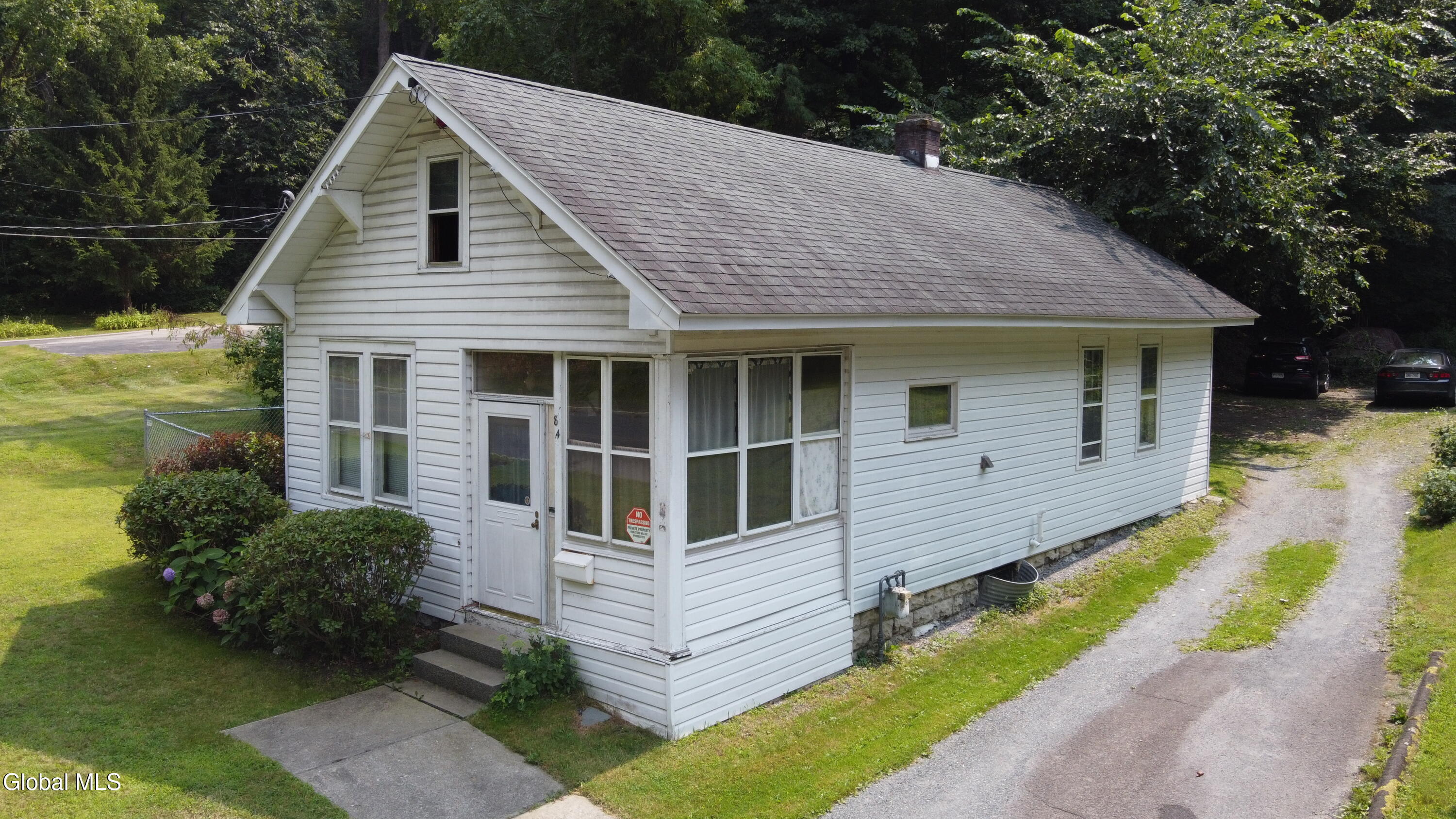 84 Spring Avenue, Troy