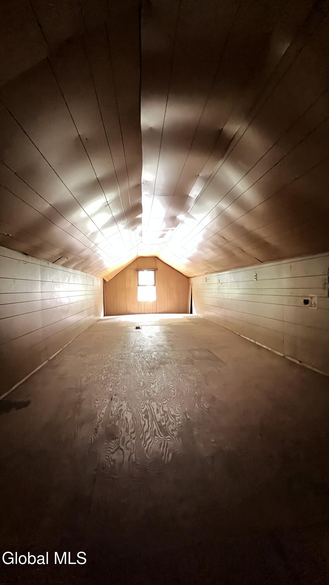 84 Spring Avenue, Troy