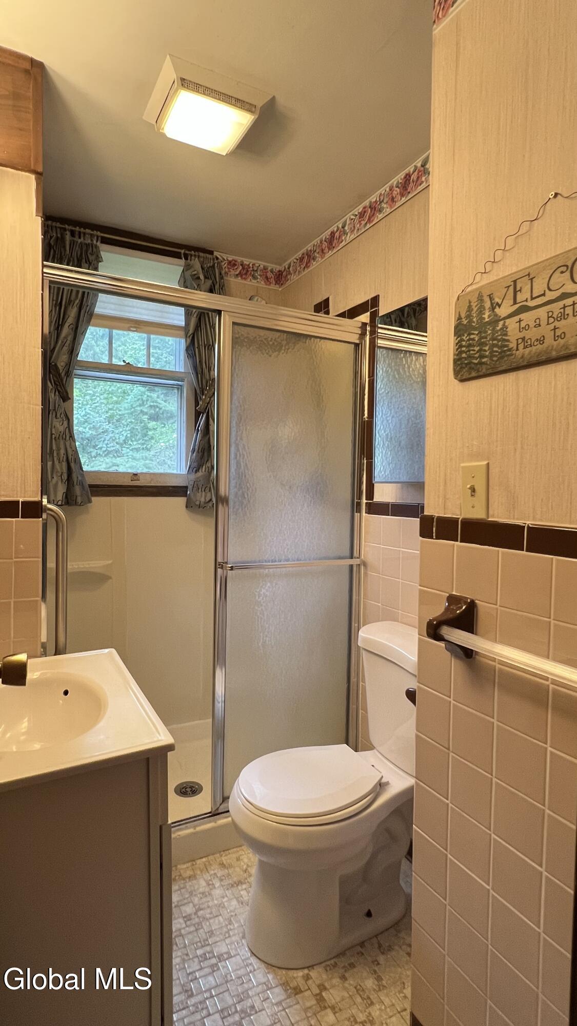 84 Spring Avenue, Troy