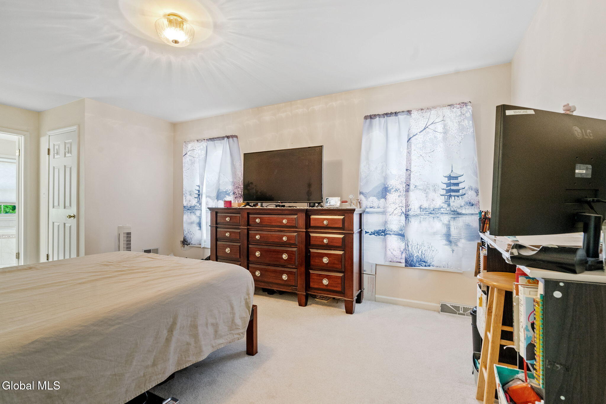 236 Longhouse Lane