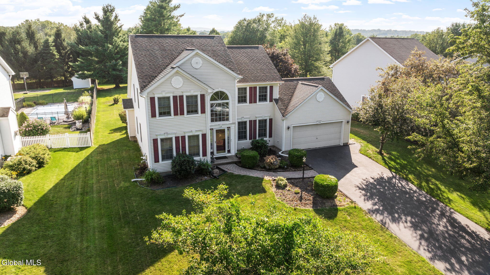 236 Longhouse Lane
