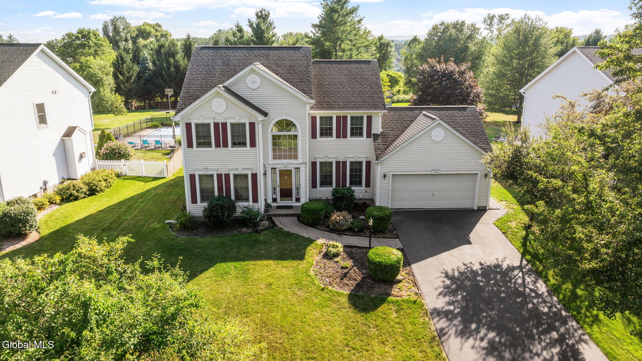 236 Longhouse Lane