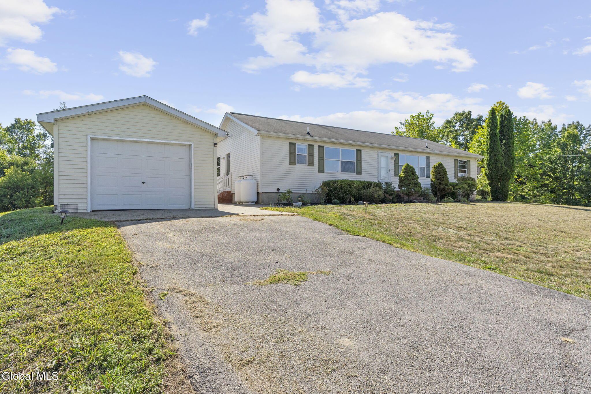 35 Brott Lane
