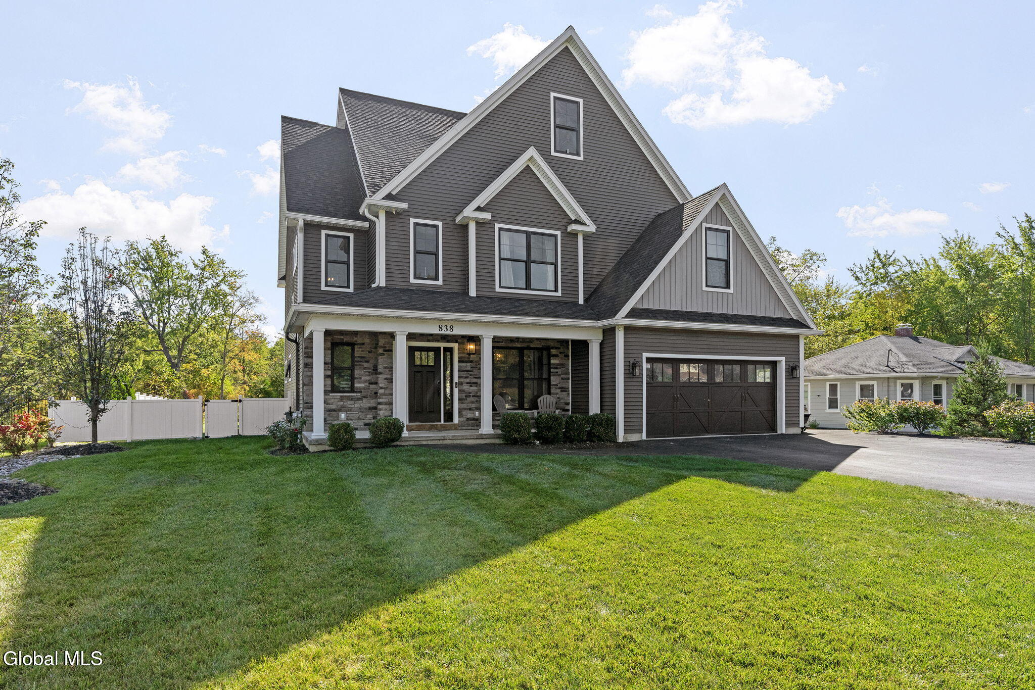 838 Pearse Road