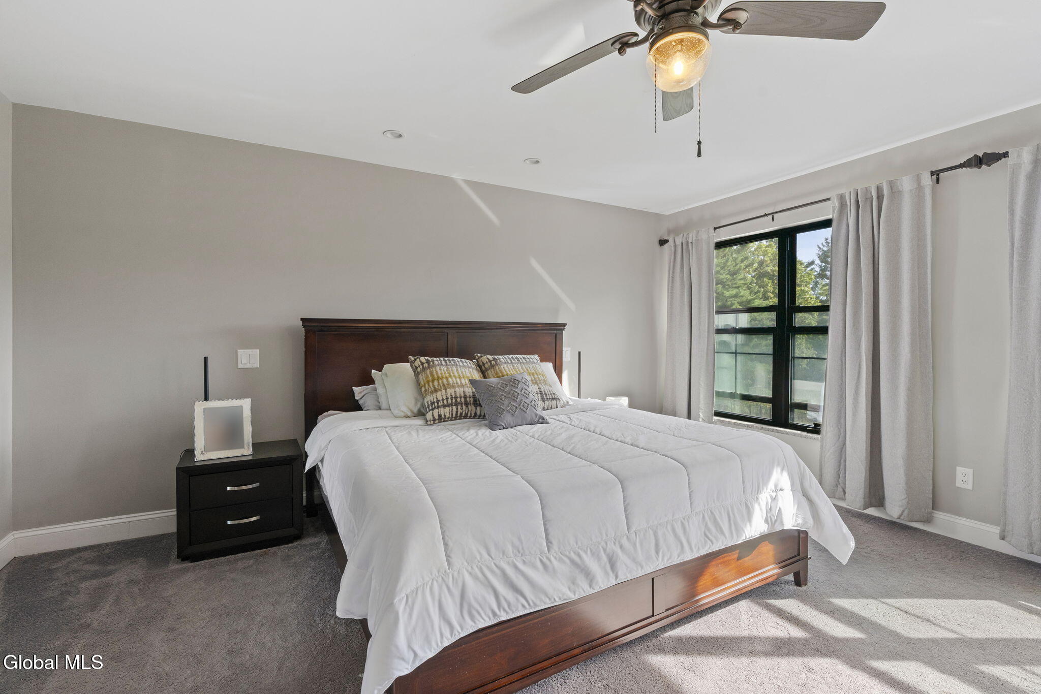 838 Pearse Road