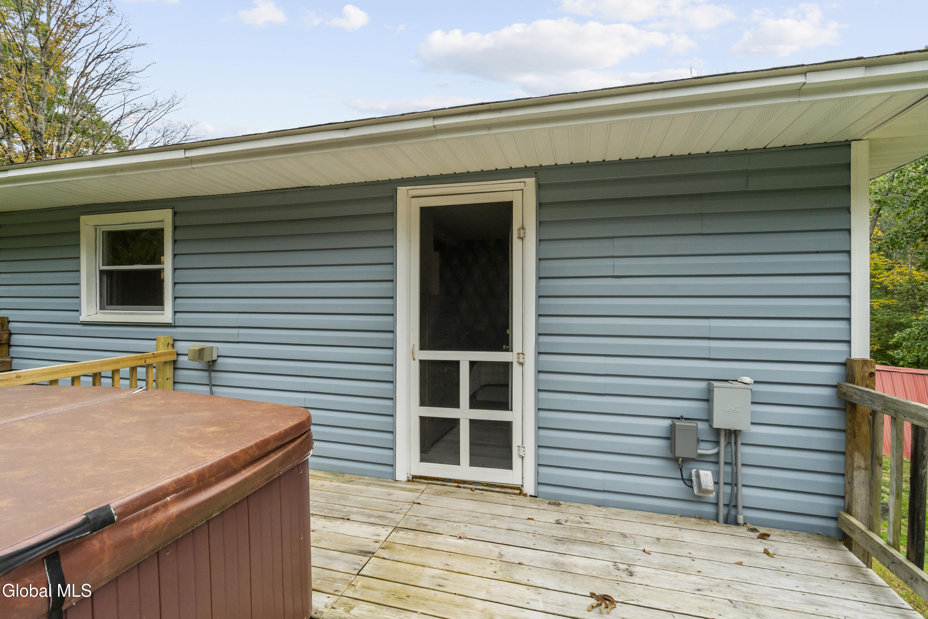 5671 Parkis Mills Road
