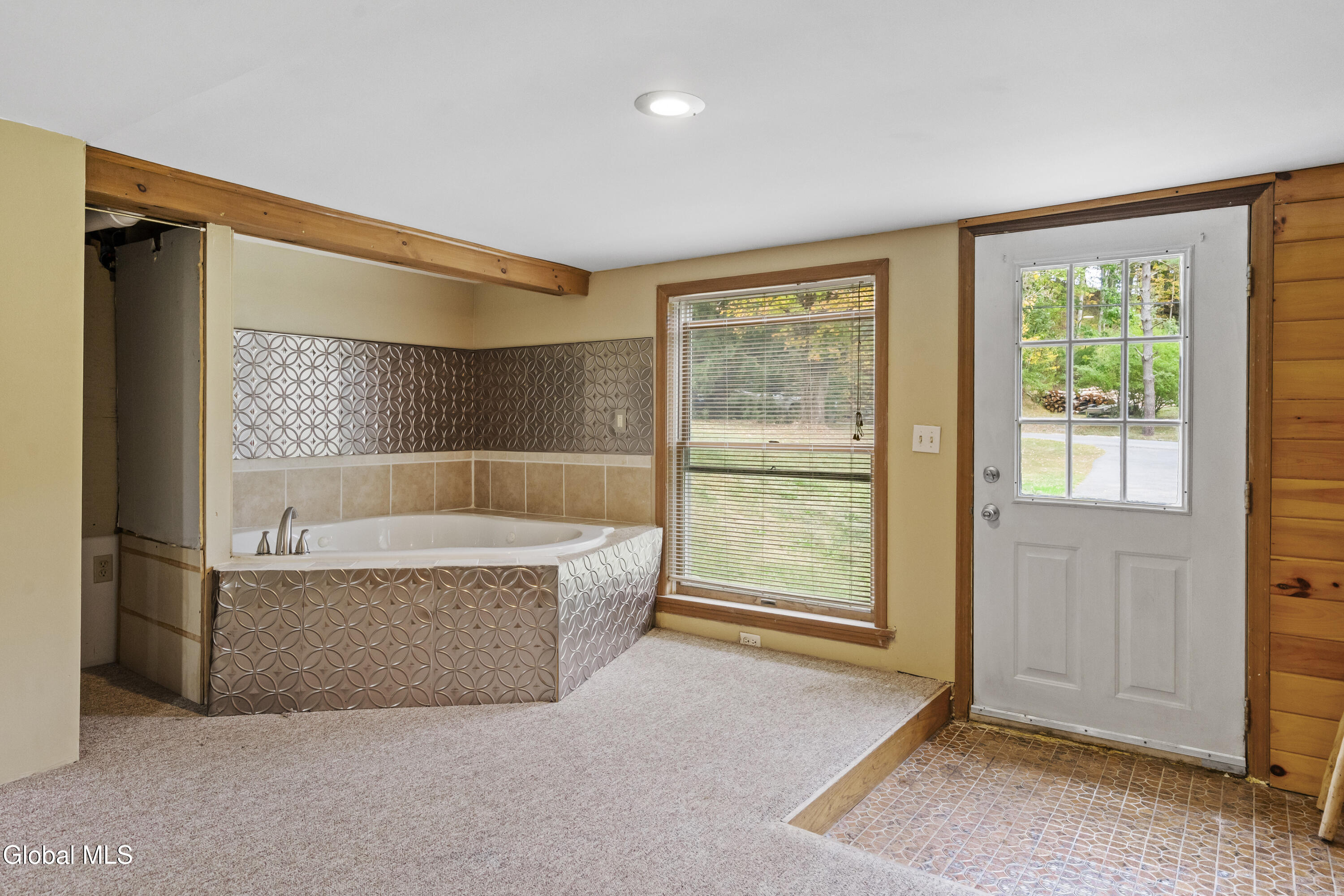 5671 Parkis Mills Road