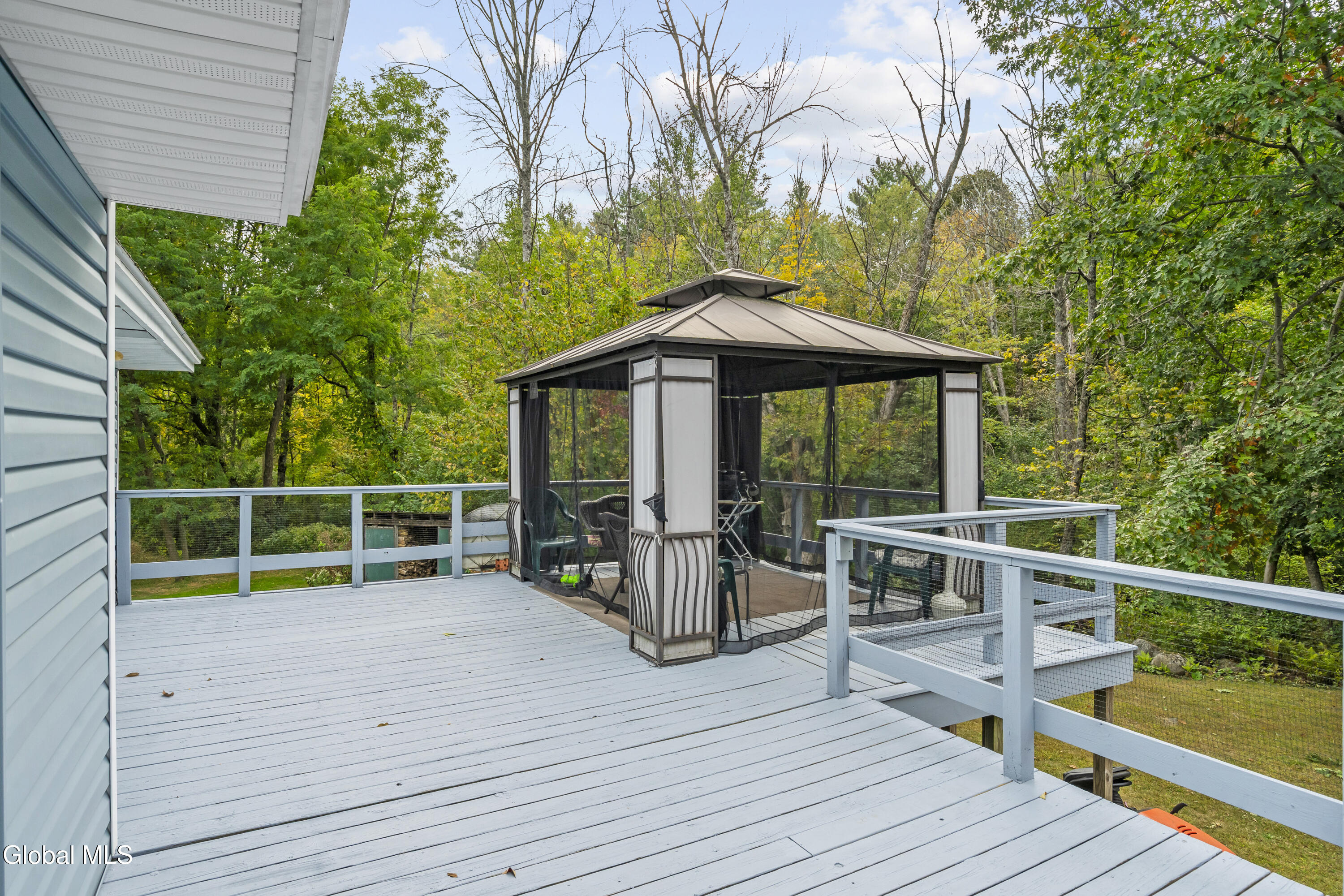 5671 Parkis Mills Road